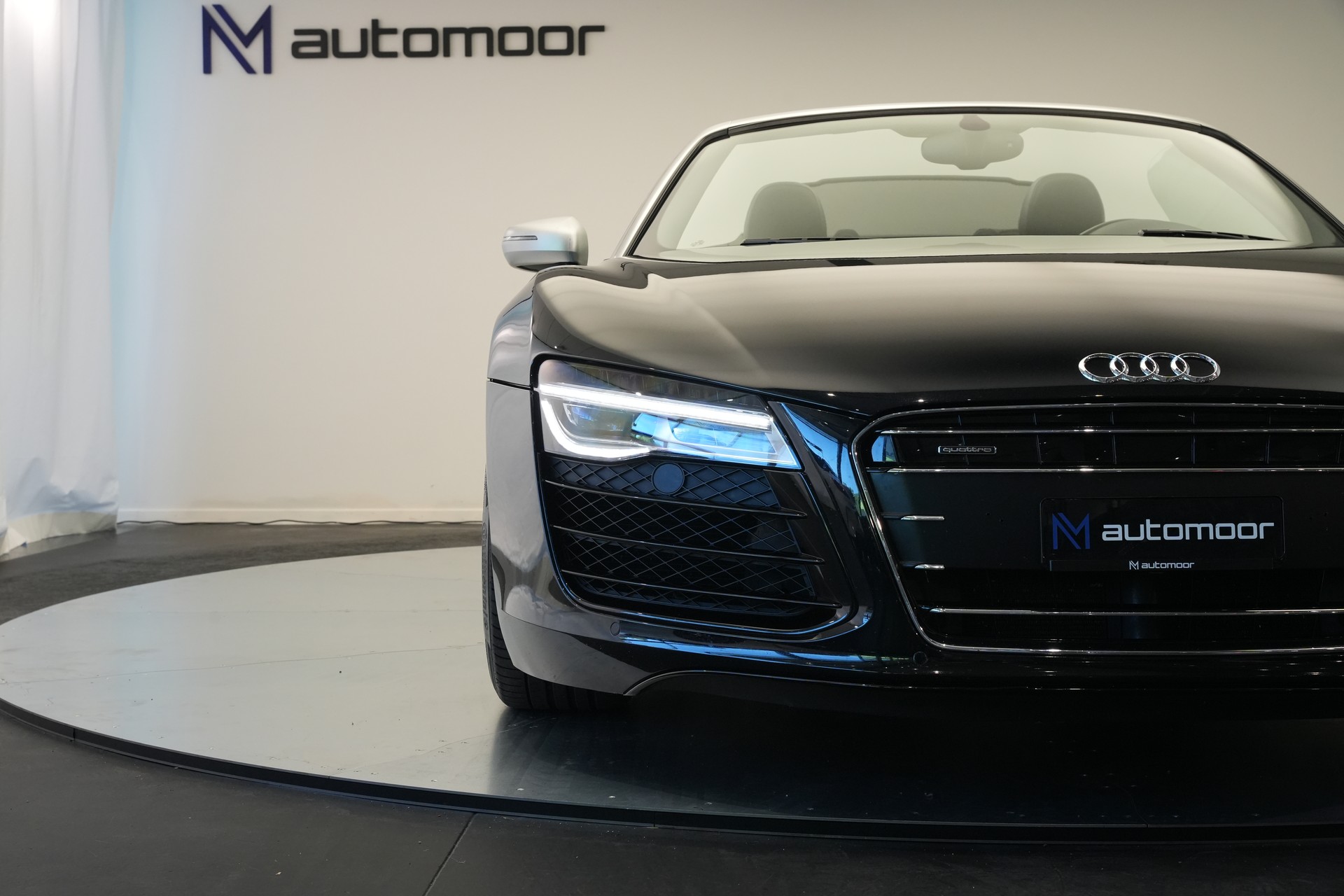 AUDI R8 Spyder 5.2 S-Tronic *Carbon* *B&O* *Keramik*-image-34