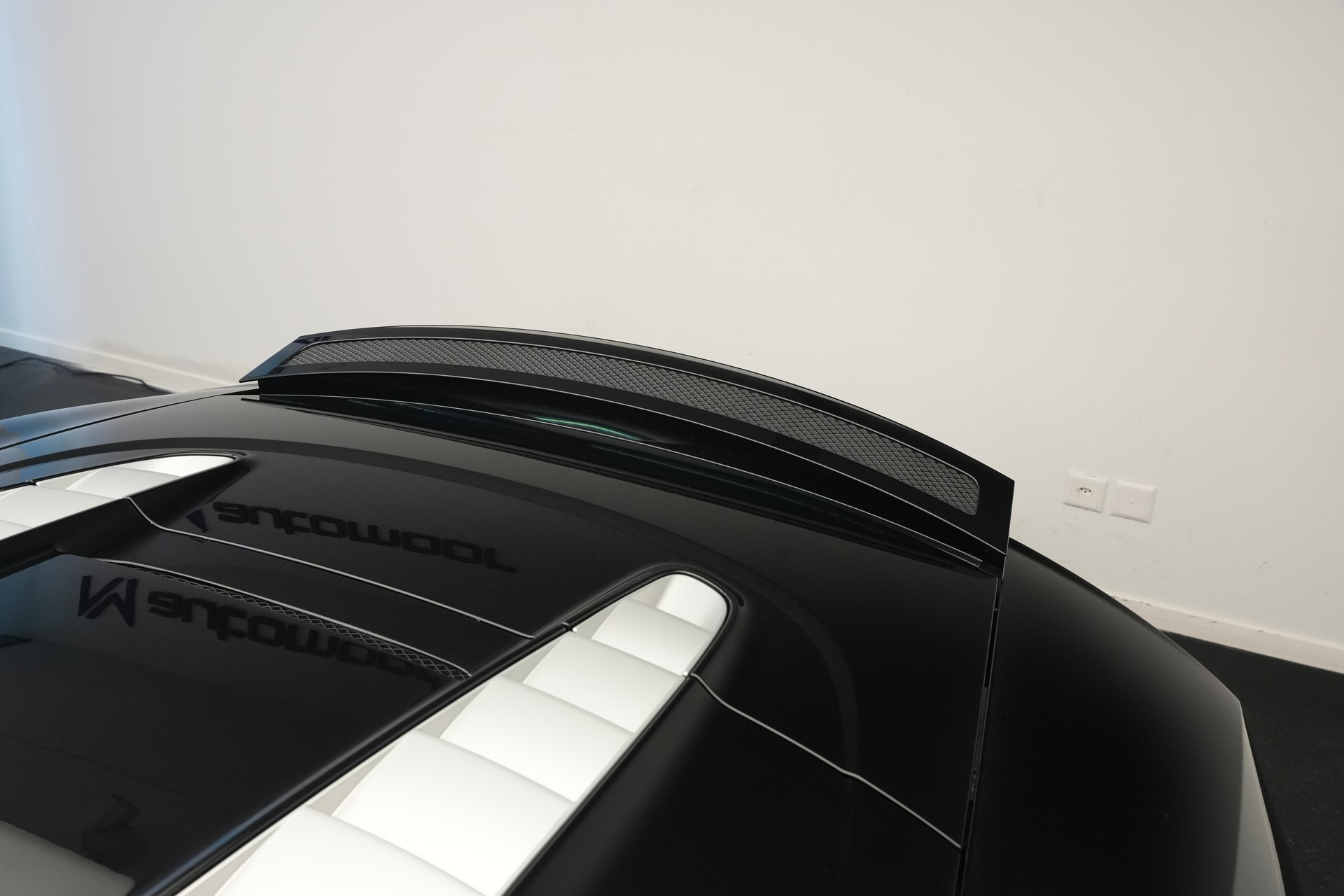 AUDI R8 Spyder 5.2 S-Tronic *Carbon* *B&O* *Keramik*-image-38