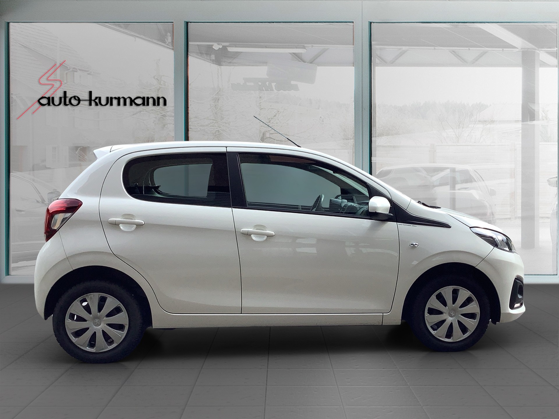 PEUGEOT 108 1.0 VTi Active-image-5