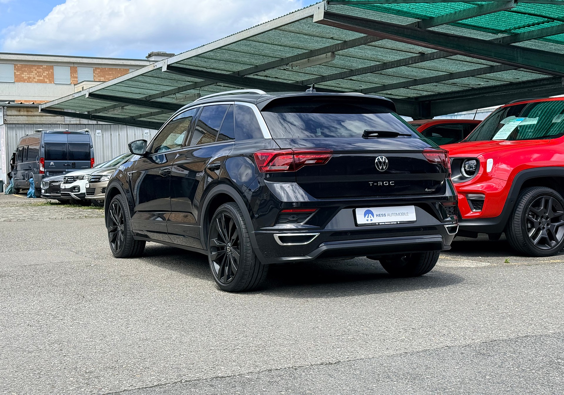 VW T-Roc 2.0 TDI SCR Sport DSG 4Motion-image-2