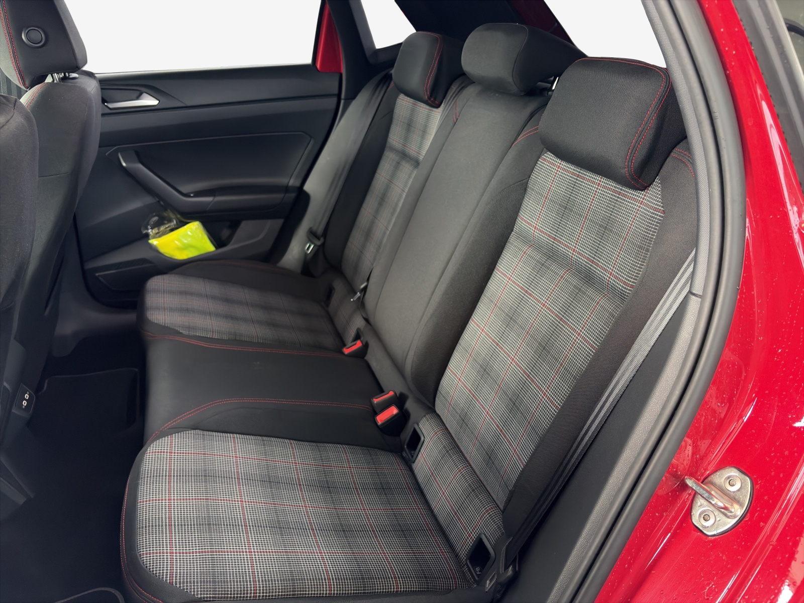 VW Polo 2.0 TSI GTI DSG-image-11