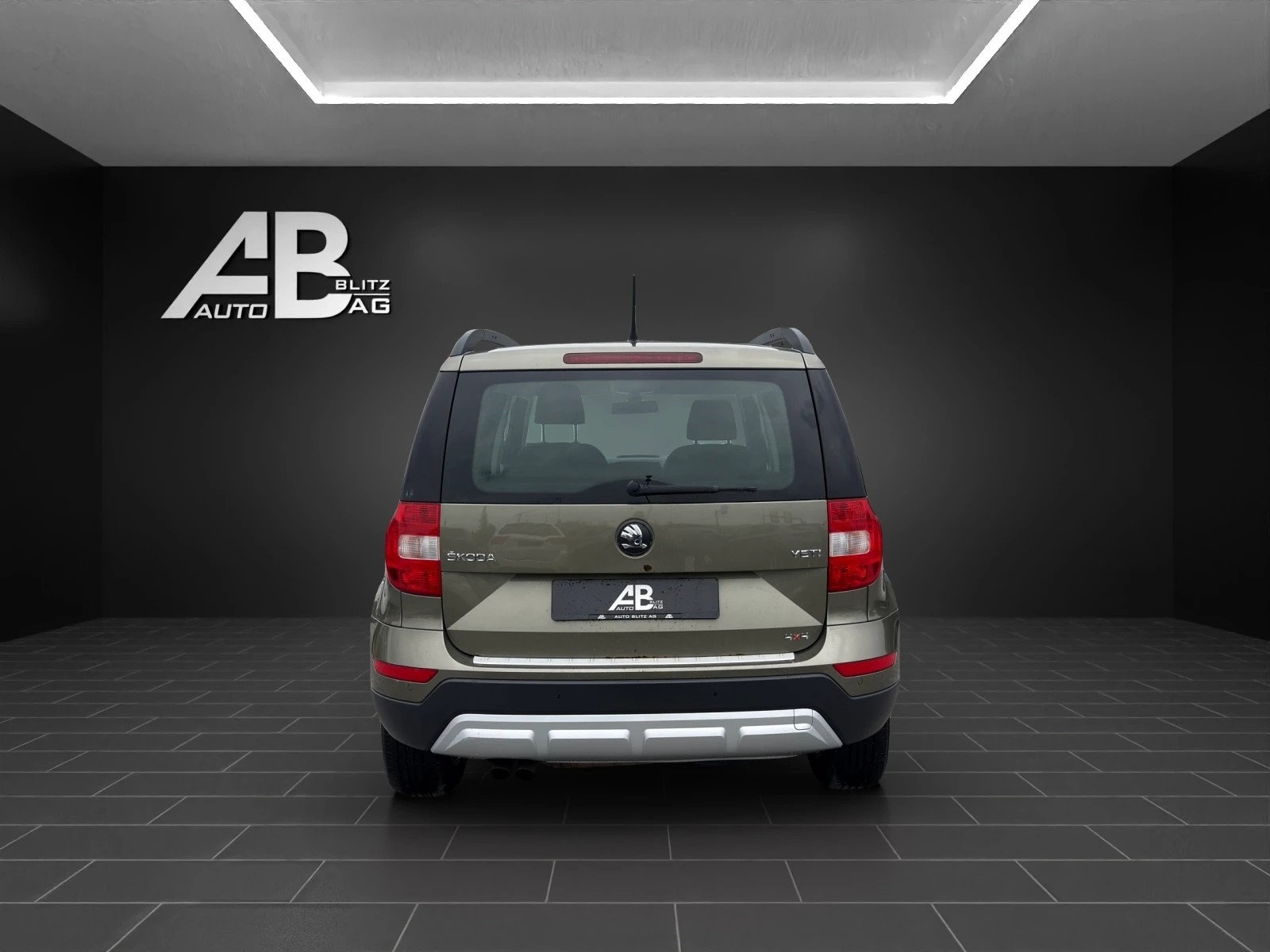 SKODA Yeti 2.0 TDI Active 4x4-image-3