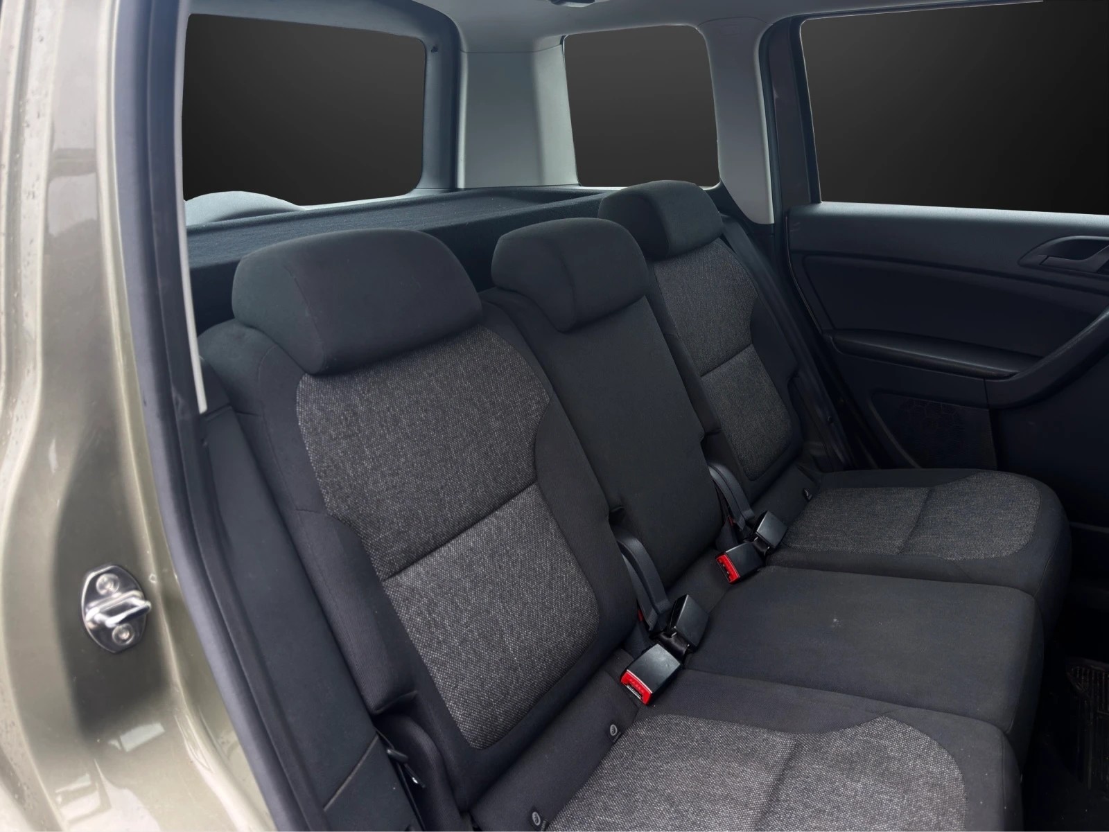 SKODA Yeti 2.0 TDI Active 4x4-image-10