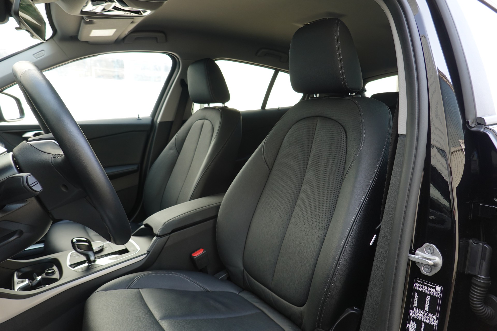 BMW 118i STEPTRONIC - "ADVANTAGE" 136 PS-image-14