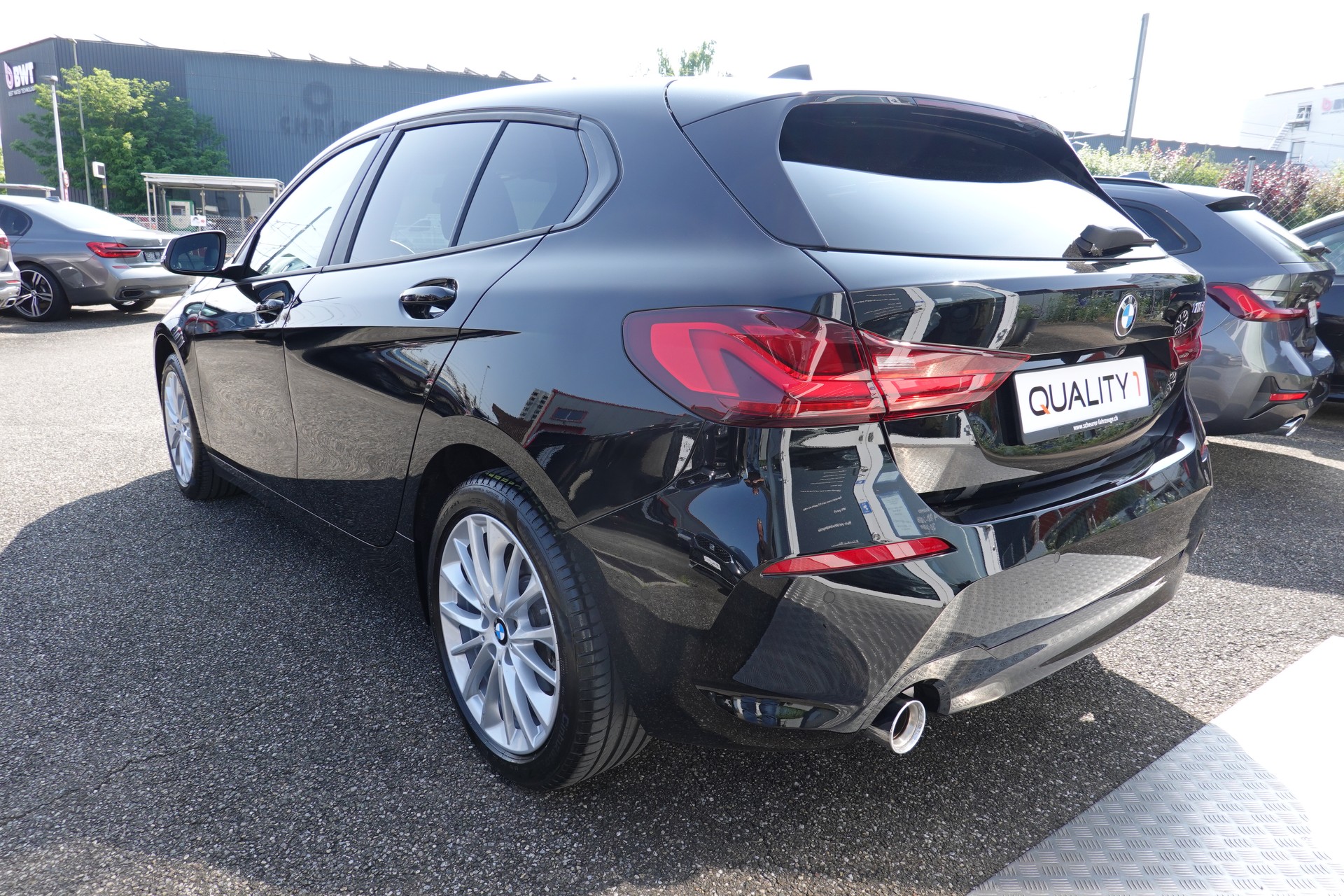 BMW 118i STEPTRONIC - "ADVANTAGE" 136 PS-image-1