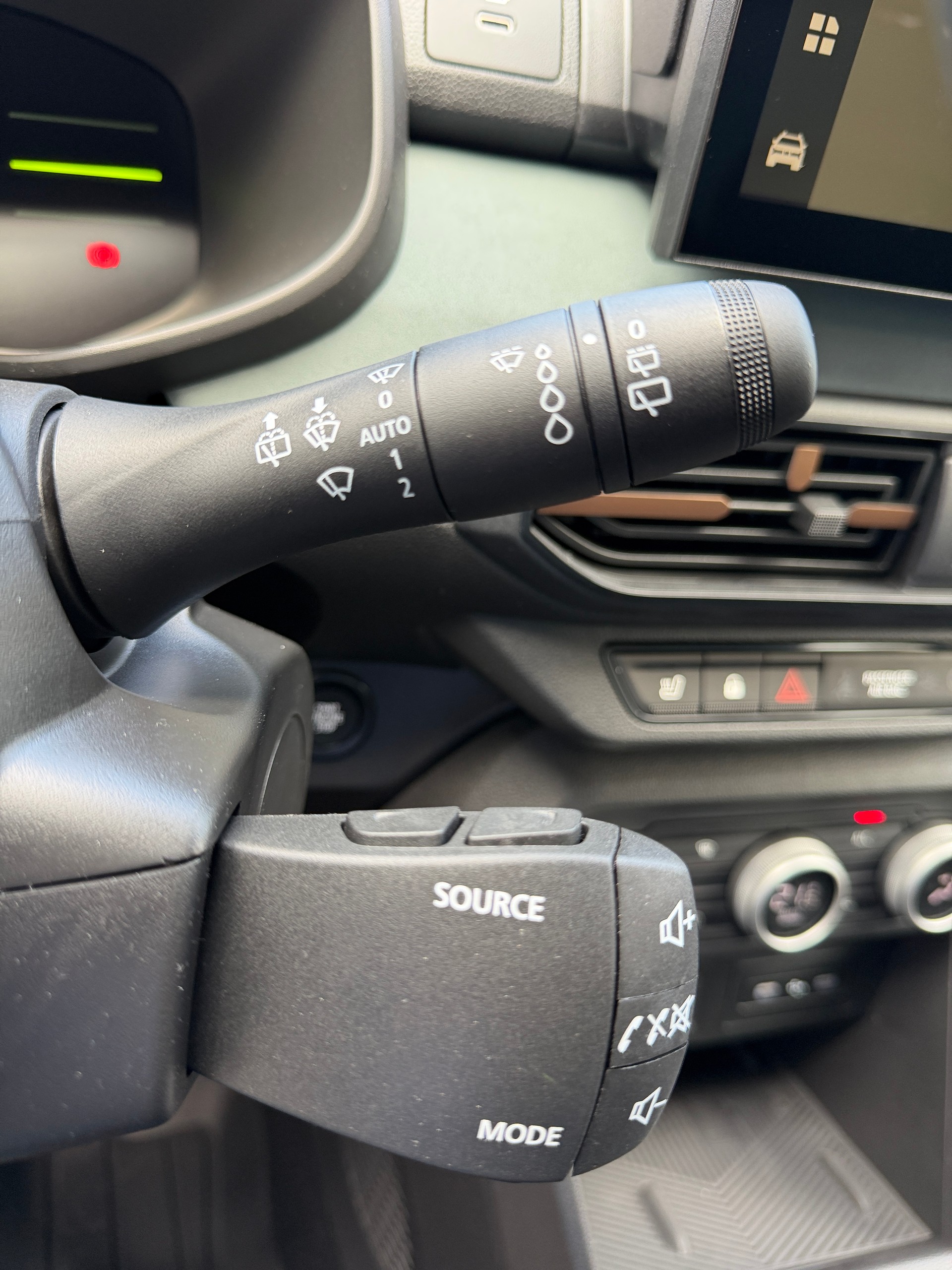 DACIA Sandero Stepway TCe 110 Extreme-image-19
