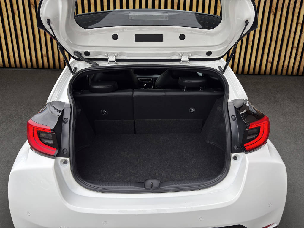 TOYOTA GR Yaris 1.6 Turbo Sport 4x4-image-14