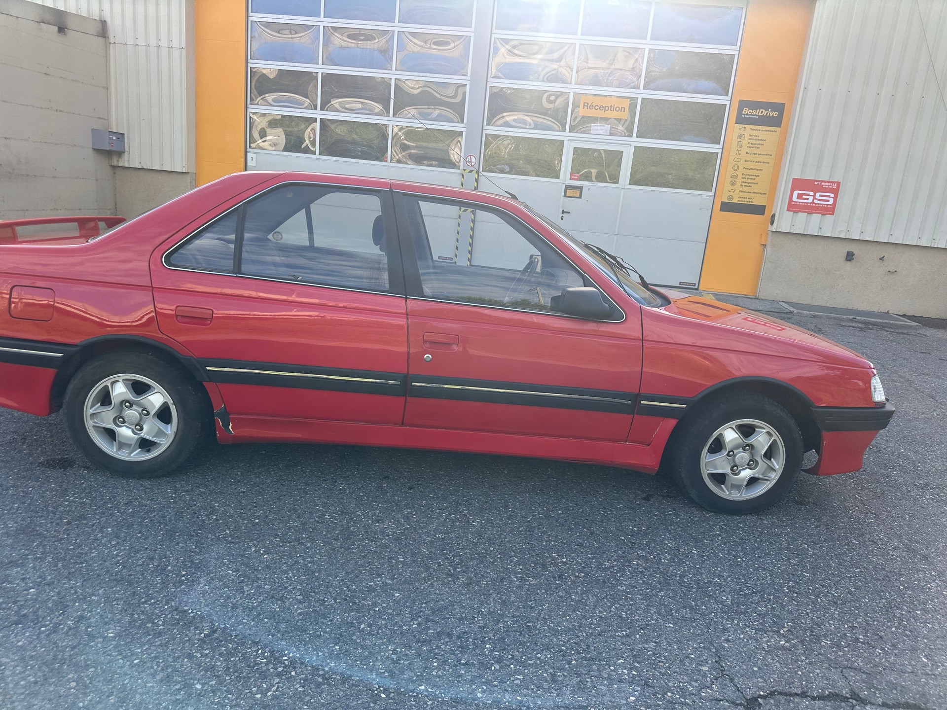 PEUGEOT 405 1.9 Mi16-image-6