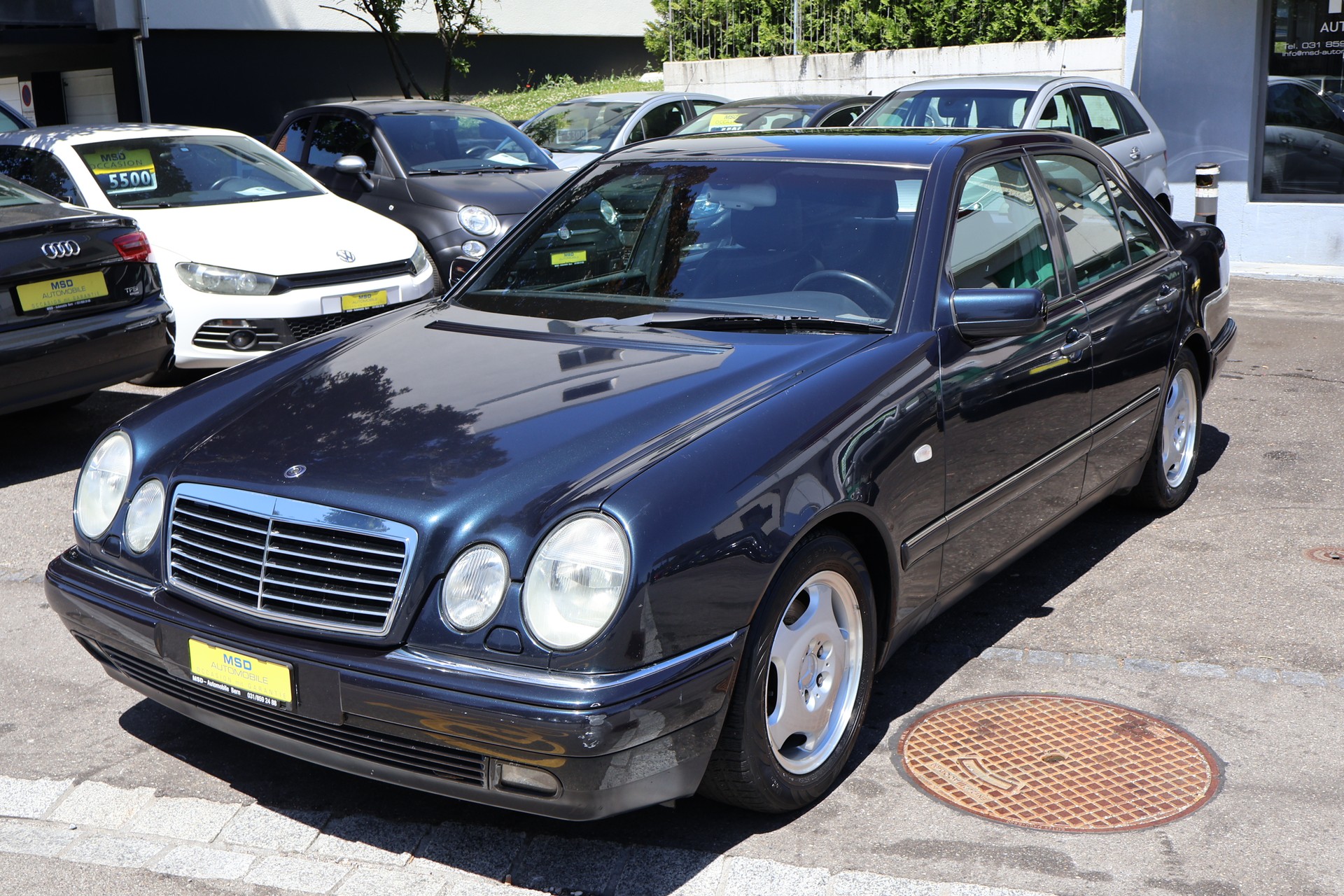 MERCEDES-BENZ E 320 Avantgarde Automatic-image-0