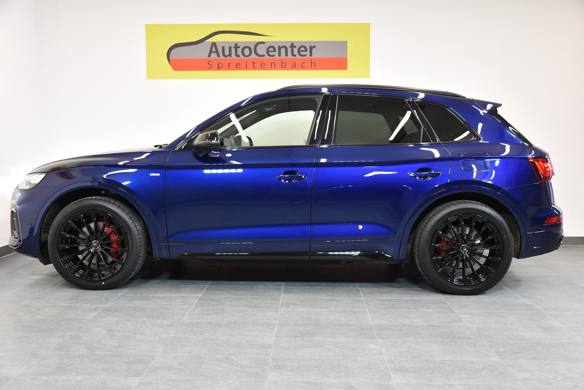 AUDI Q5 50 TFSI e PHEV S line quattro S-tronic-image-11
