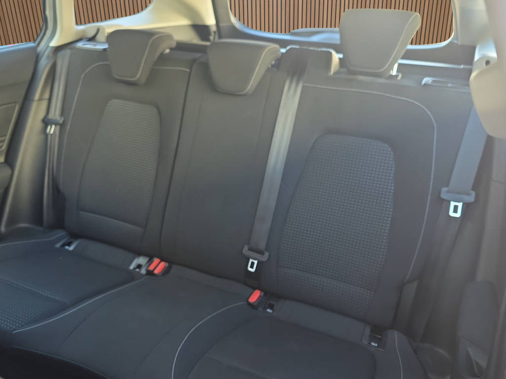FORD Focus Station Wagon 1.0i EcoB 100 Business-image-17
