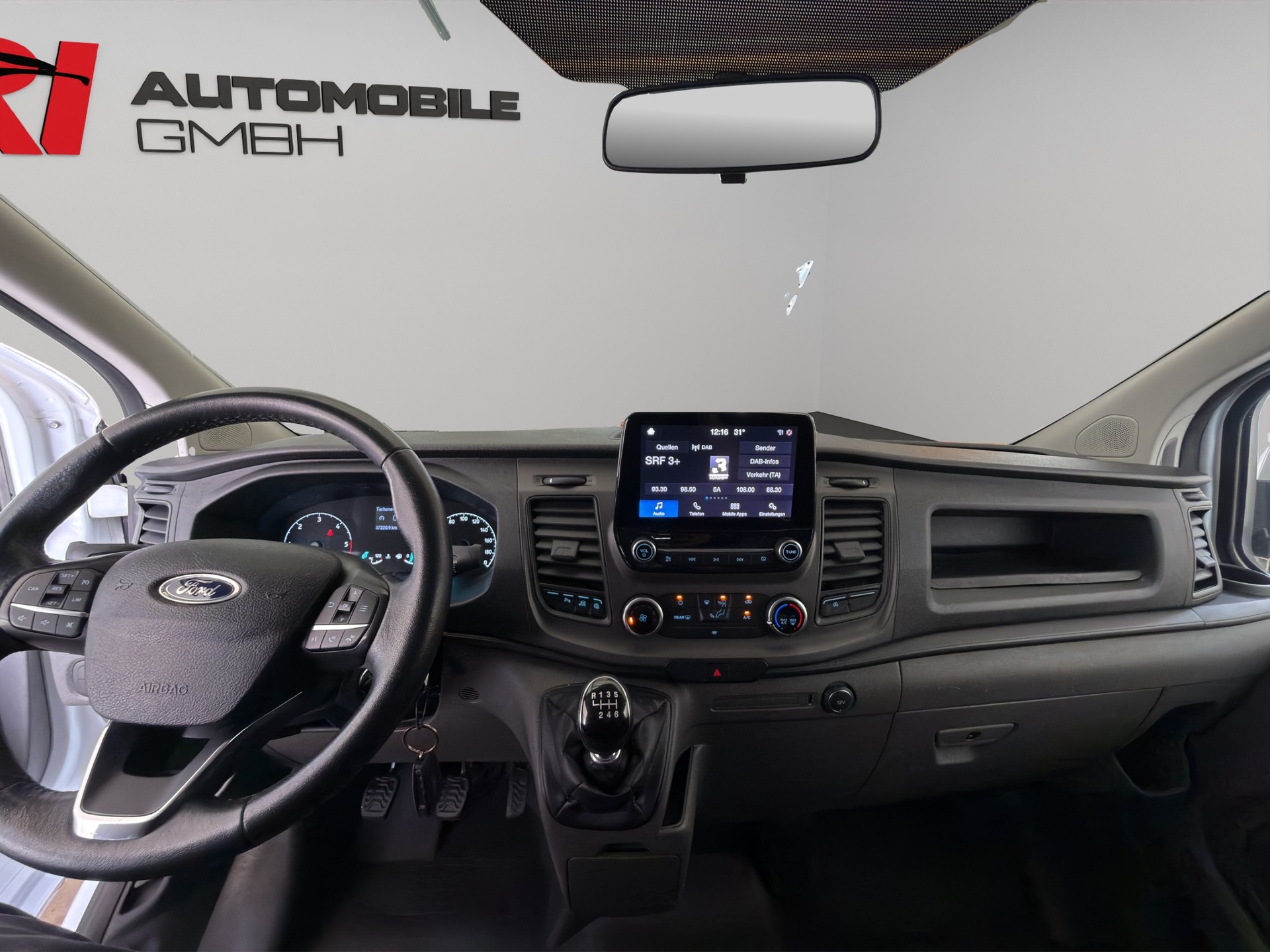 FORD Transit Custom Van 300 L2H1 Trend-image-8