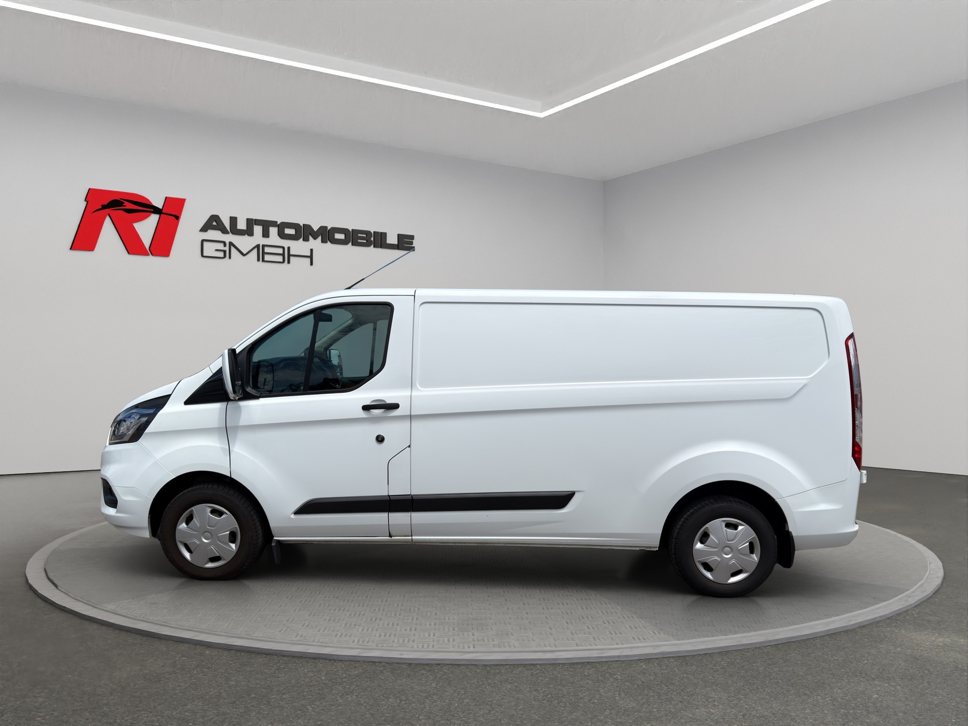 FORD Transit Custom Van 300 L2H1 Trend-image-2