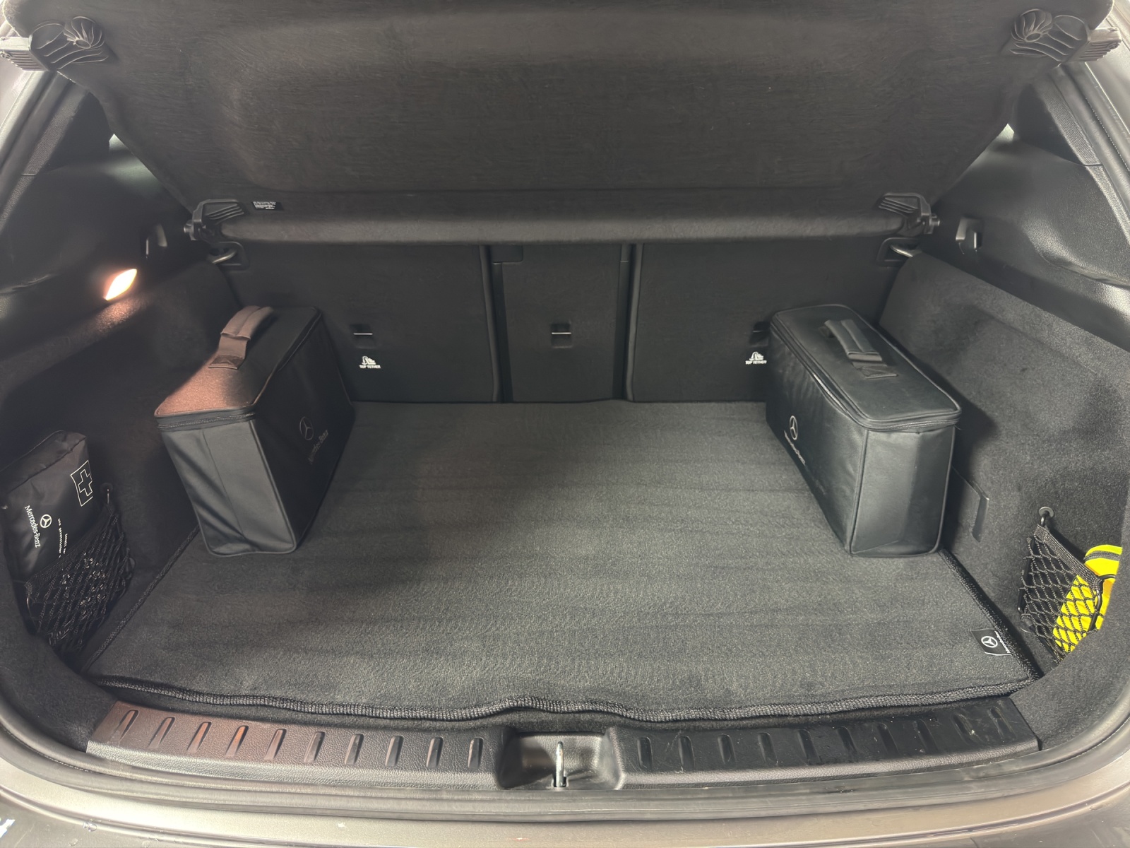 MERCEDES-BENZ EQA 350 4Matic-image-7