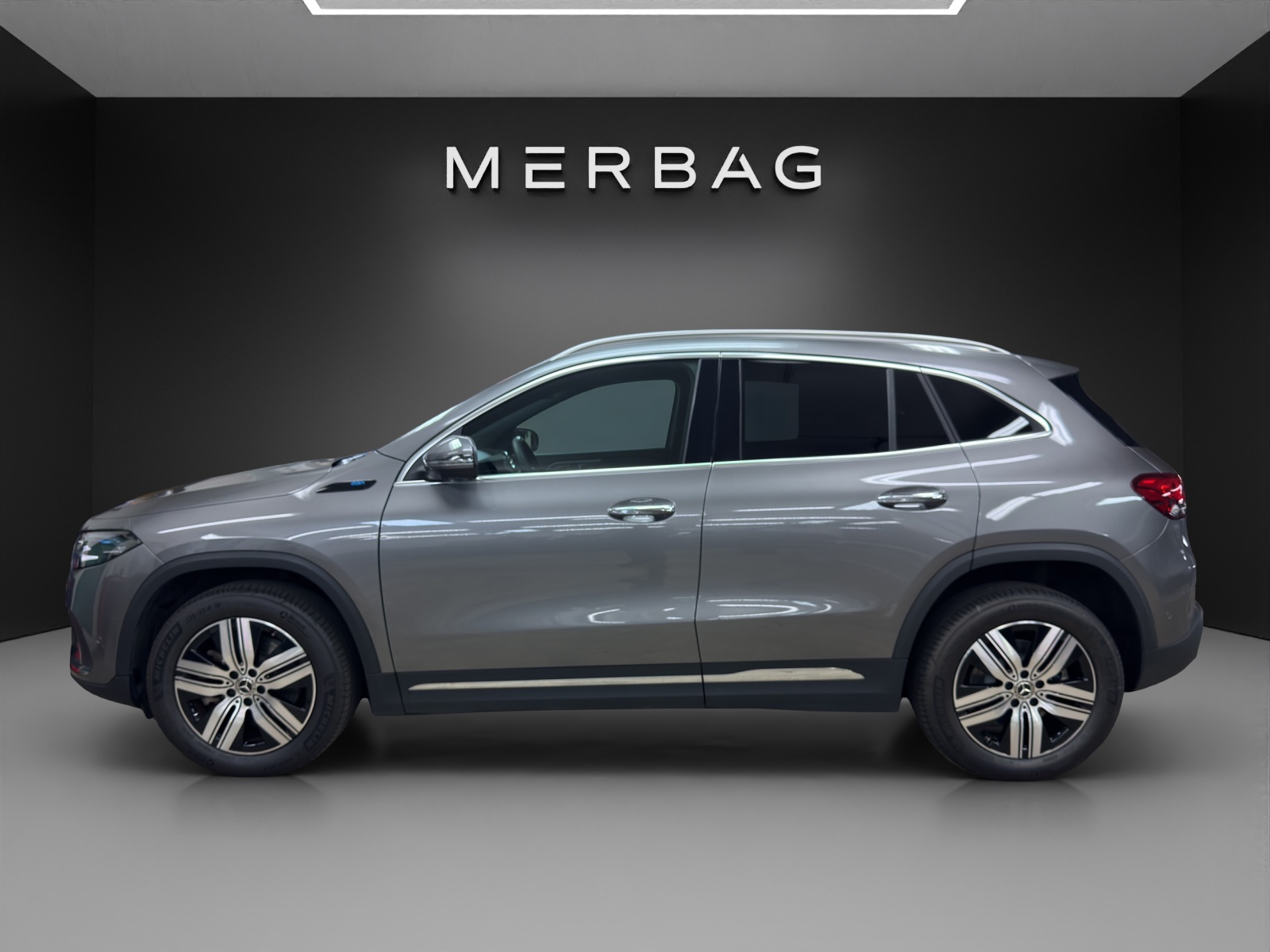 MERCEDES-BENZ EQA 350 4Matic-image-1