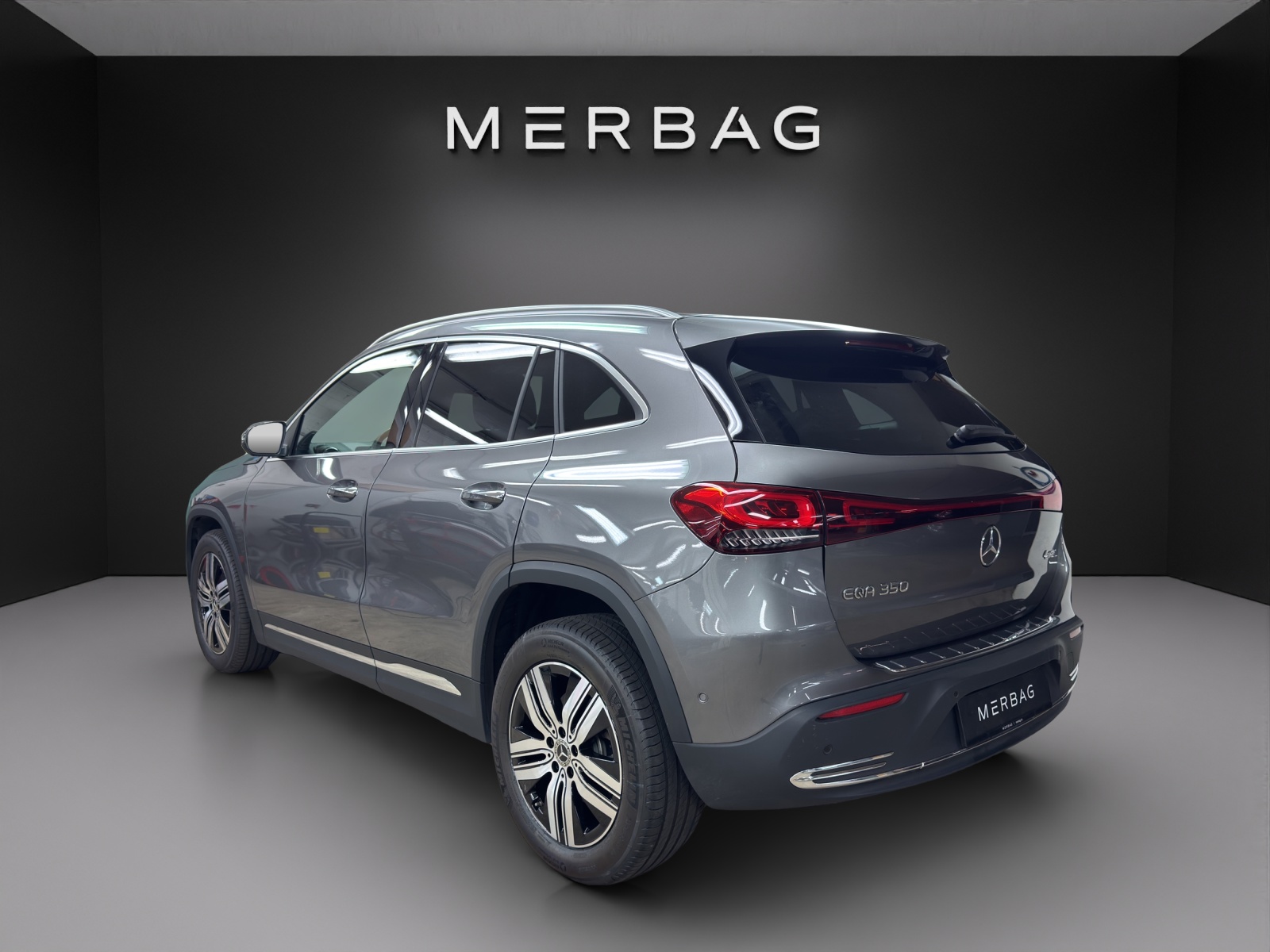 MERCEDES-BENZ EQA 350 4Matic-image-2
