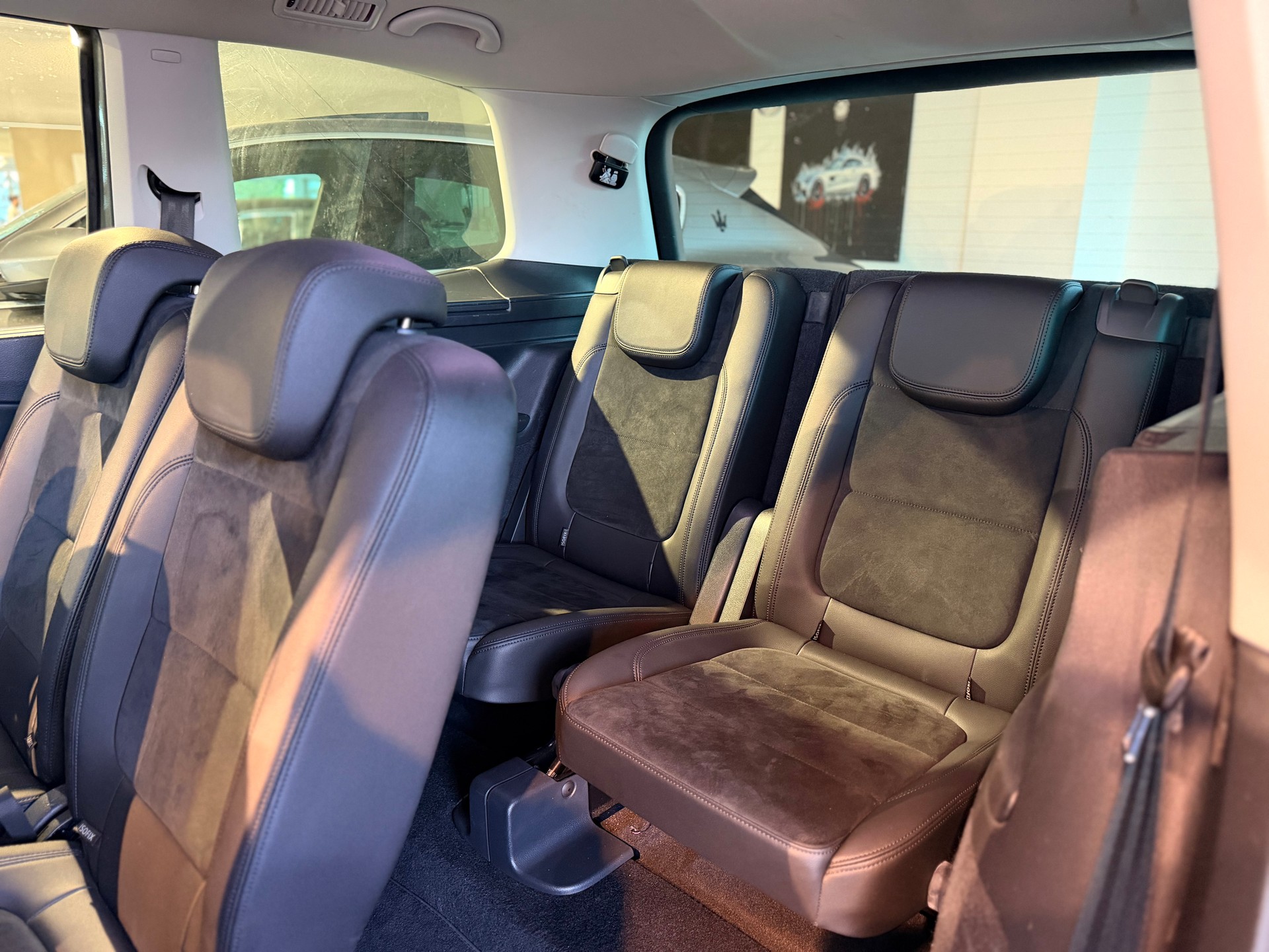 VW Sharan 2.0 TDI BMT Comfortline 4Motion DSG-image-21