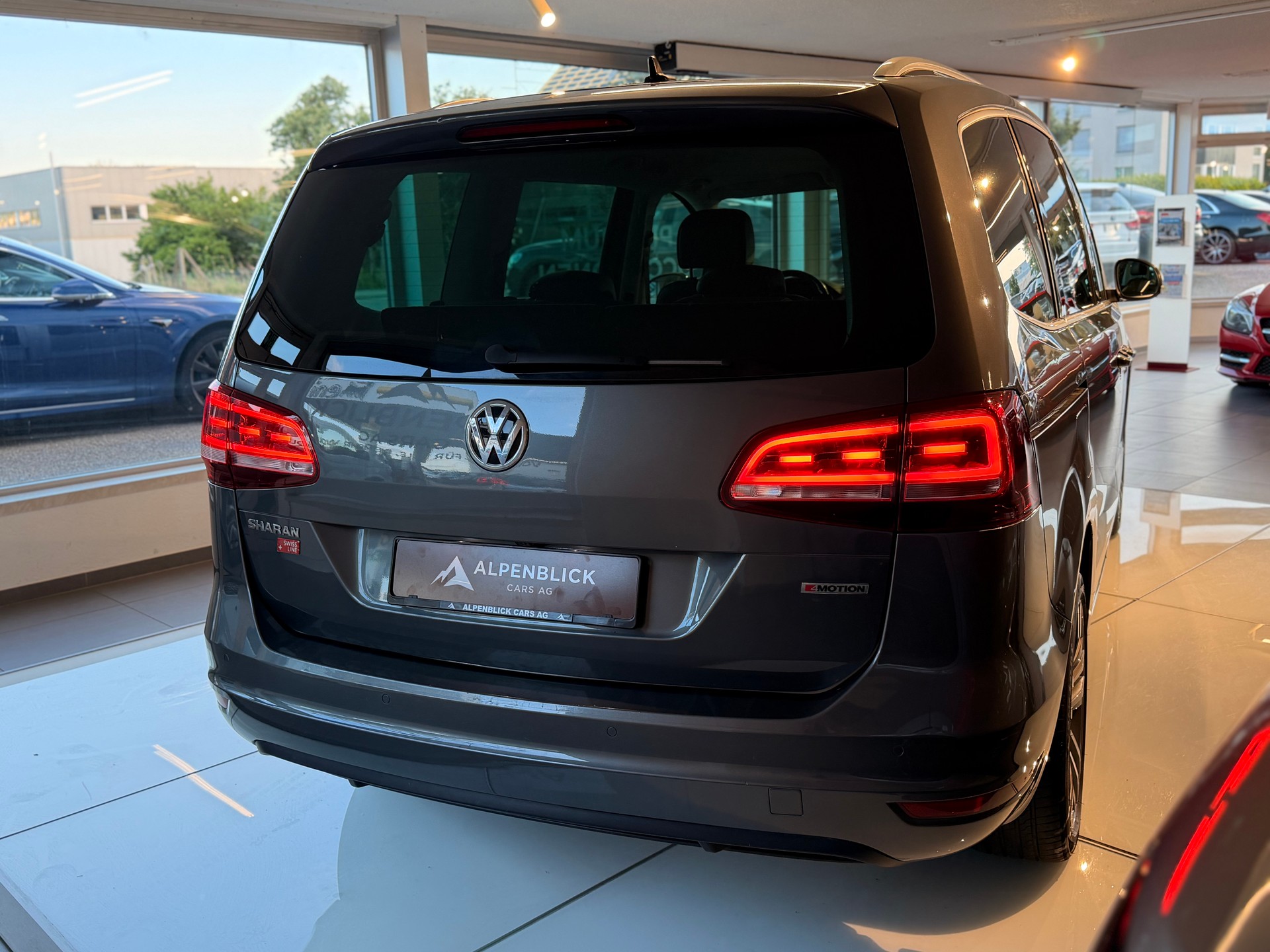 VW Sharan 2.0 TDI BMT Comfortline 4Motion DSG-image-8