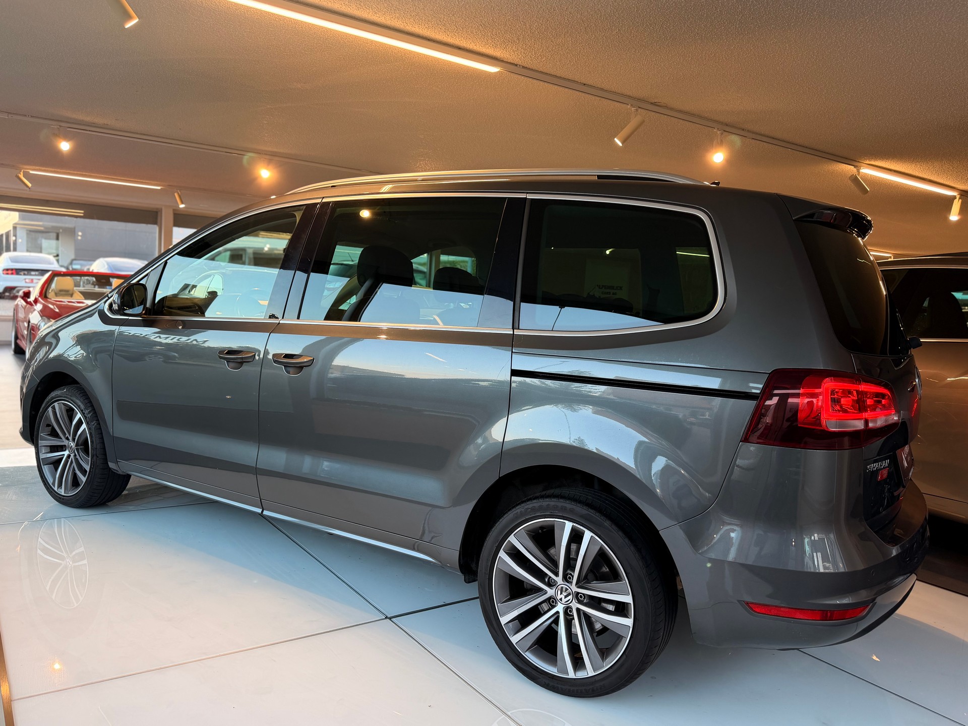 VW Sharan 2.0 TDI BMT Comfortline 4Motion DSG-image-10