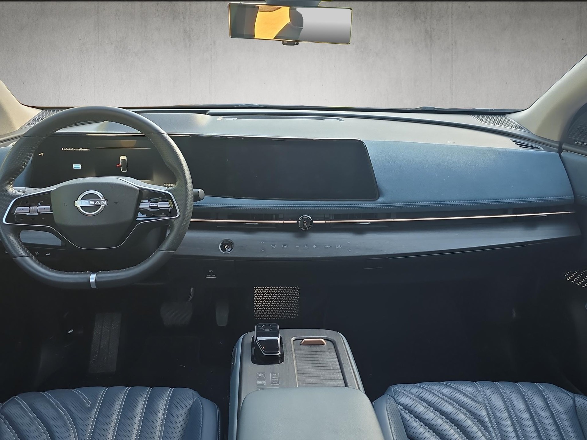 NISSAN Ariya Diamond e-4orce-image-10