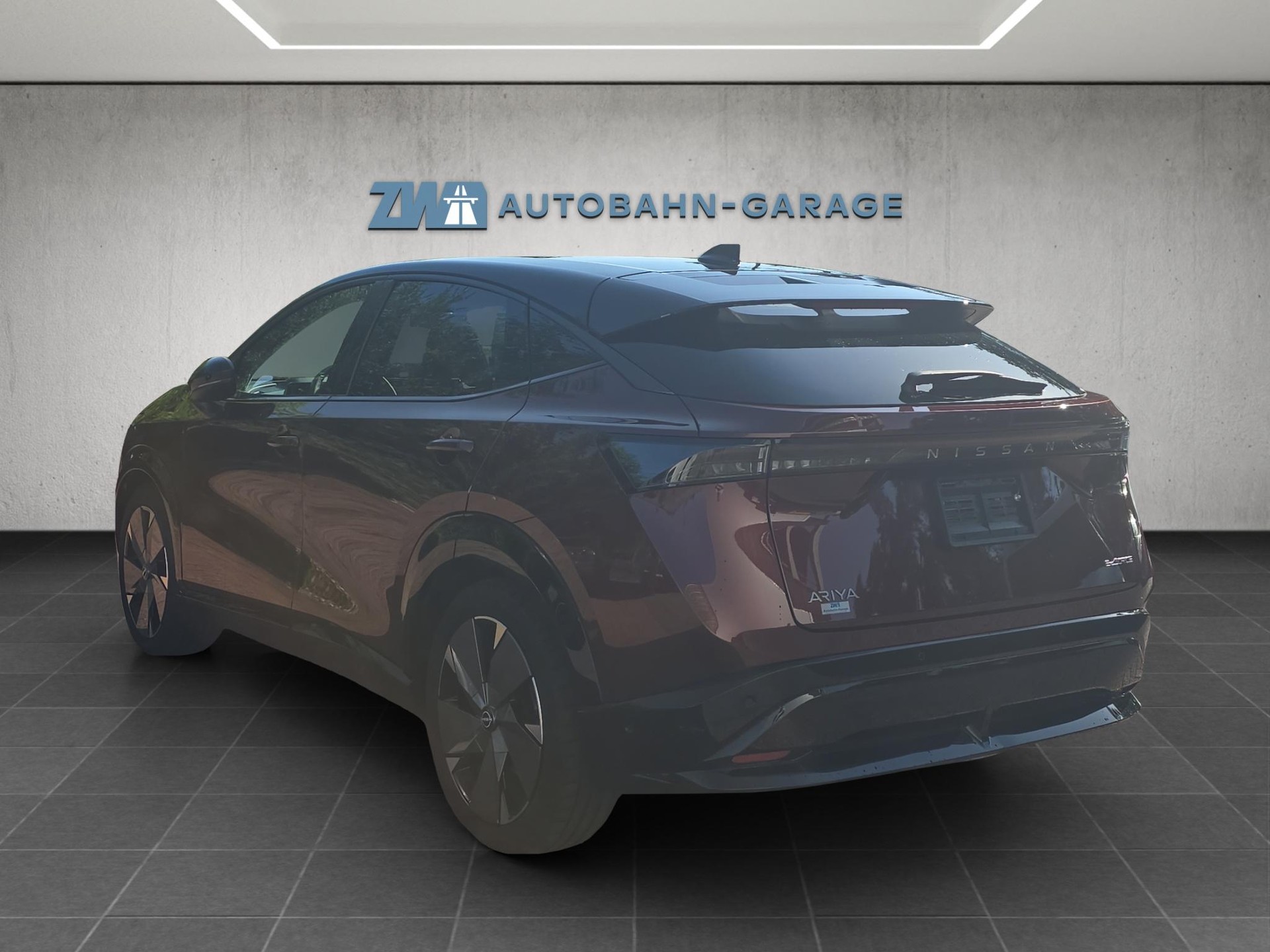 NISSAN Ariya Diamond e-4orce-image-2