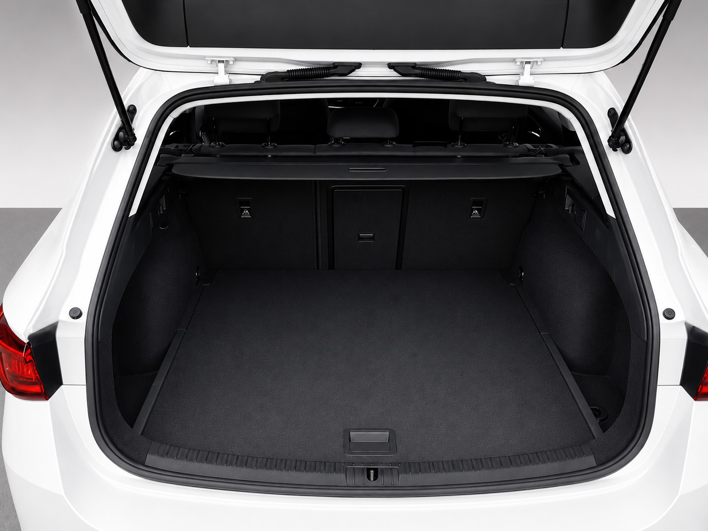 SEAT Leon ST 2.0 TDI Style DSG-image-5
