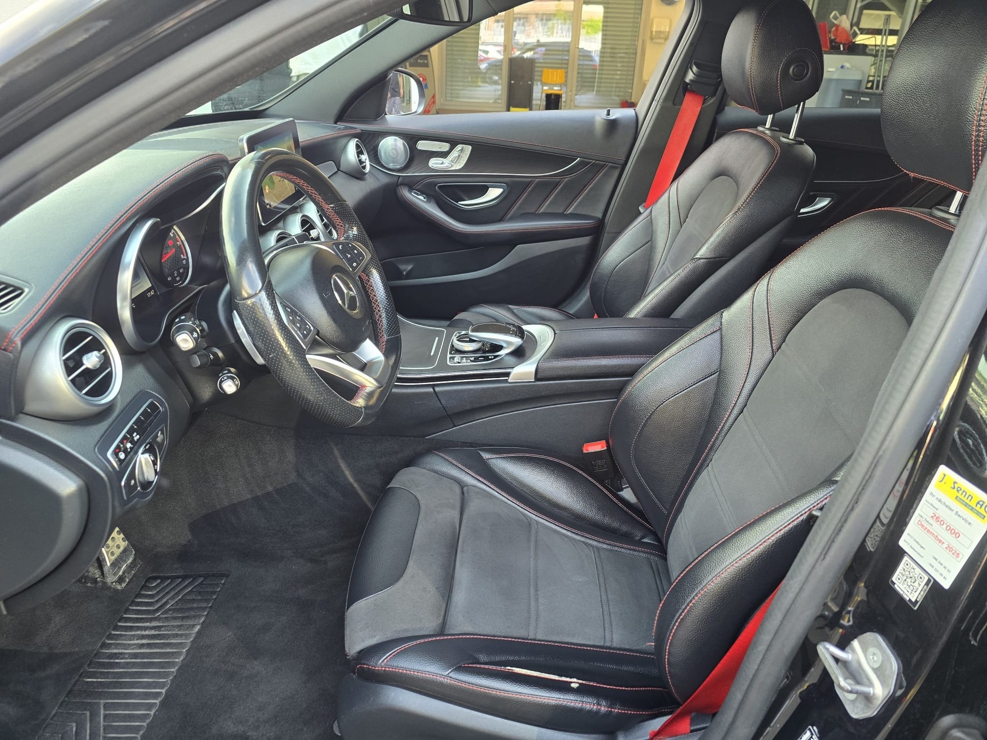 MERCEDES-BENZ C 43 AMG 4Matic 9G-Tronic-image-14