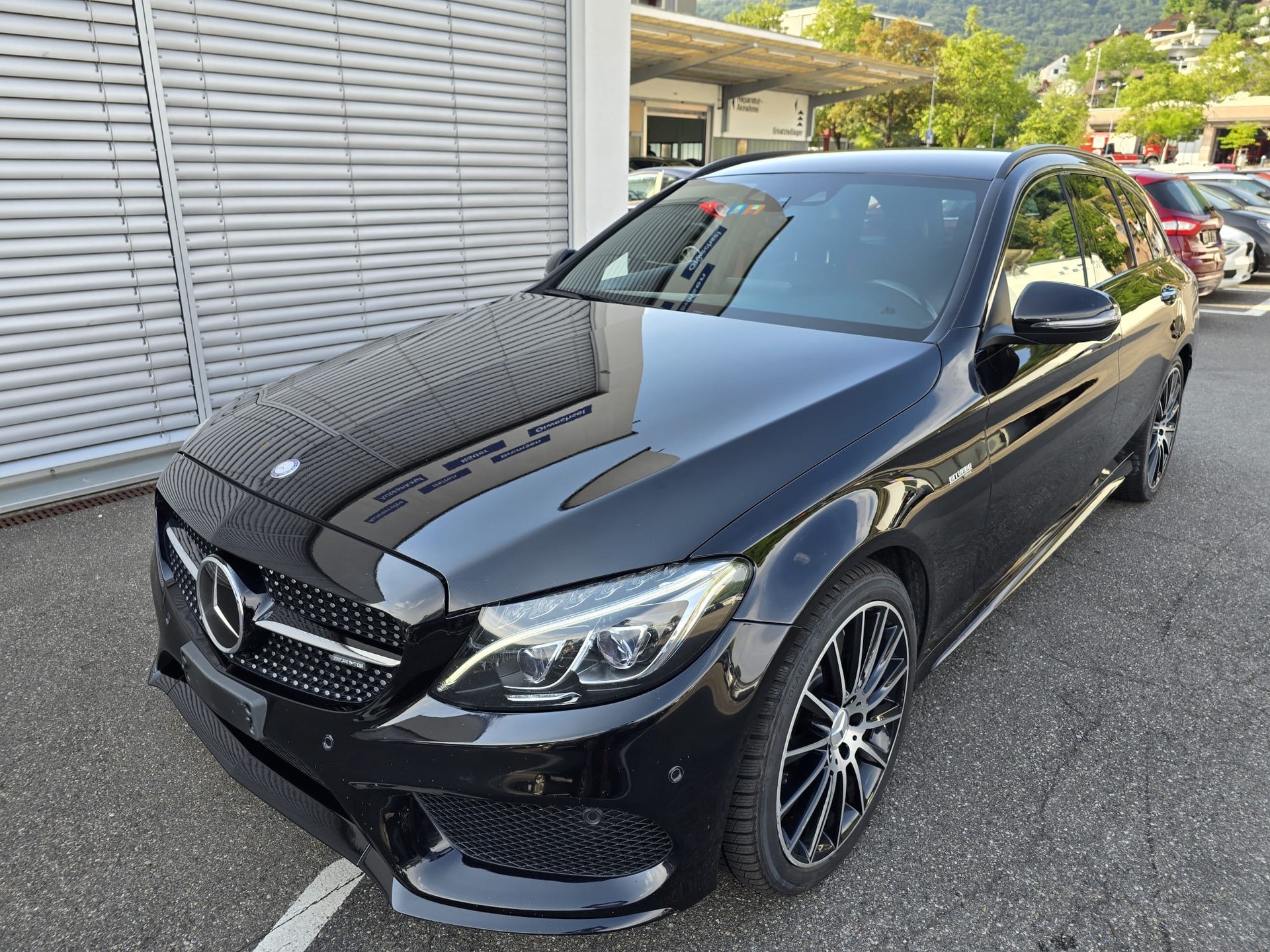 MERCEDES-BENZ C 43 AMG 4Matic 9G-Tronic-image-0