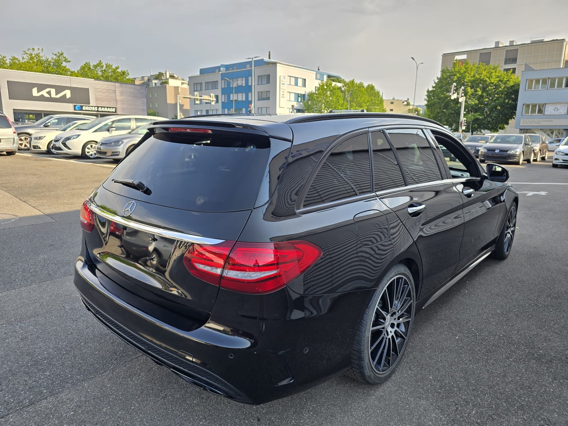 MERCEDES-BENZ C 43 AMG 4Matic 9G-Tronic-image-3
