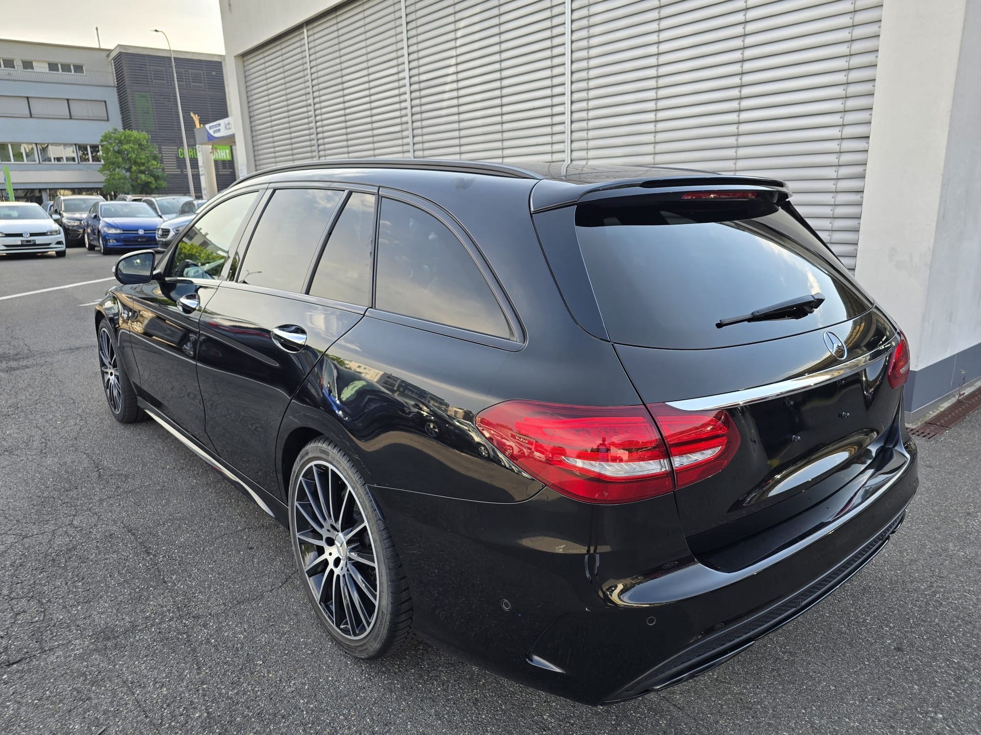 MERCEDES-BENZ C 43 AMG 4Matic 9G-Tronic-image-5