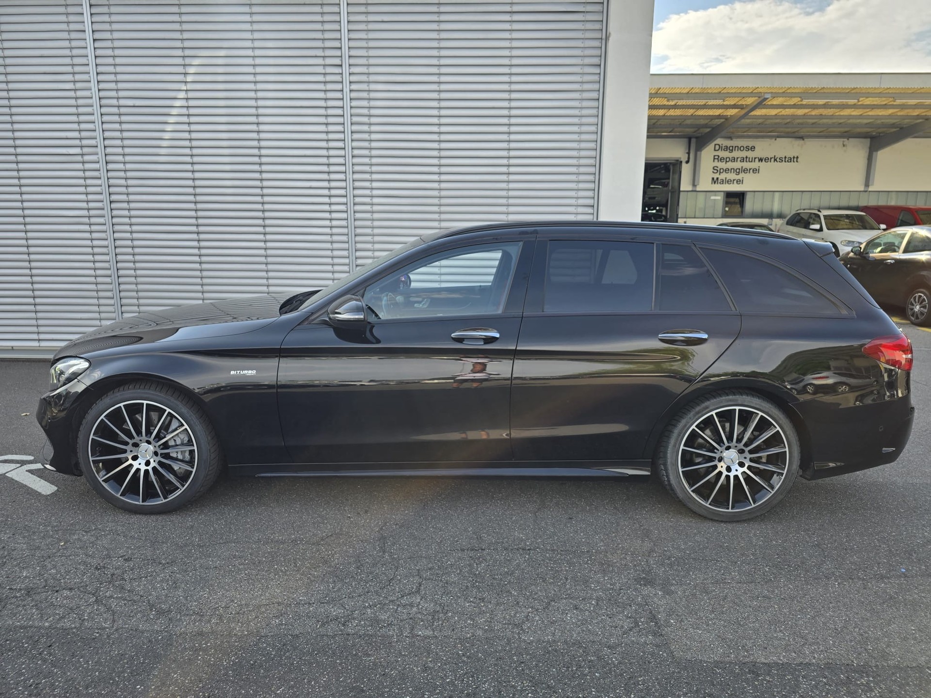 MERCEDES-BENZ C 43 AMG 4Matic 9G-Tronic-image-6