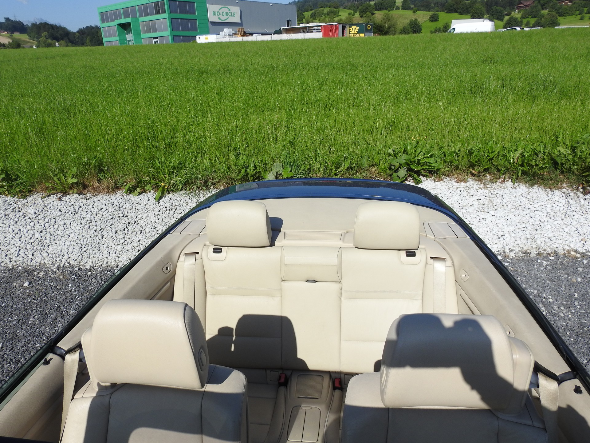 BMW 335i Cabriolet-image-26