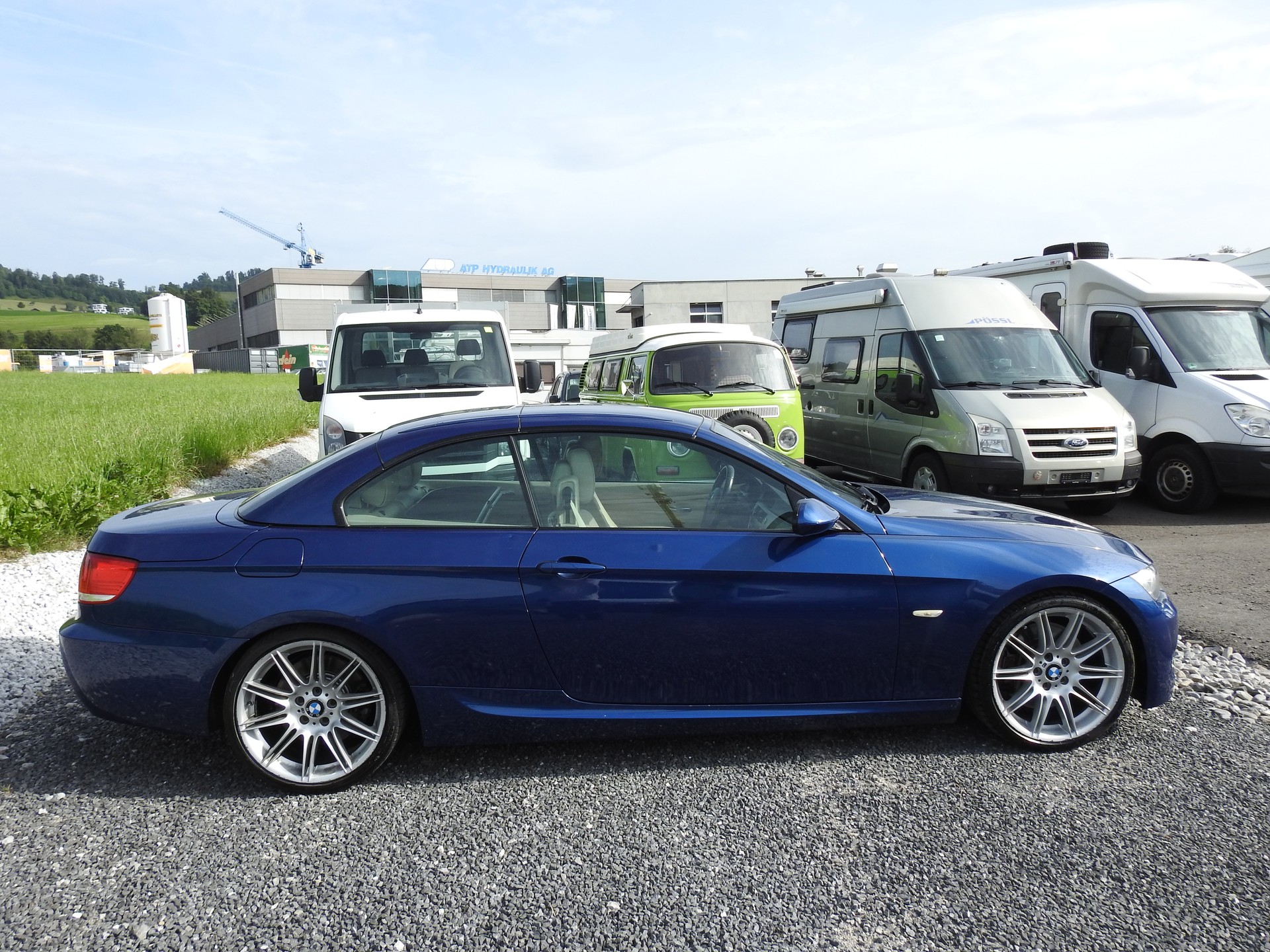BMW 335i Cabriolet-image-6