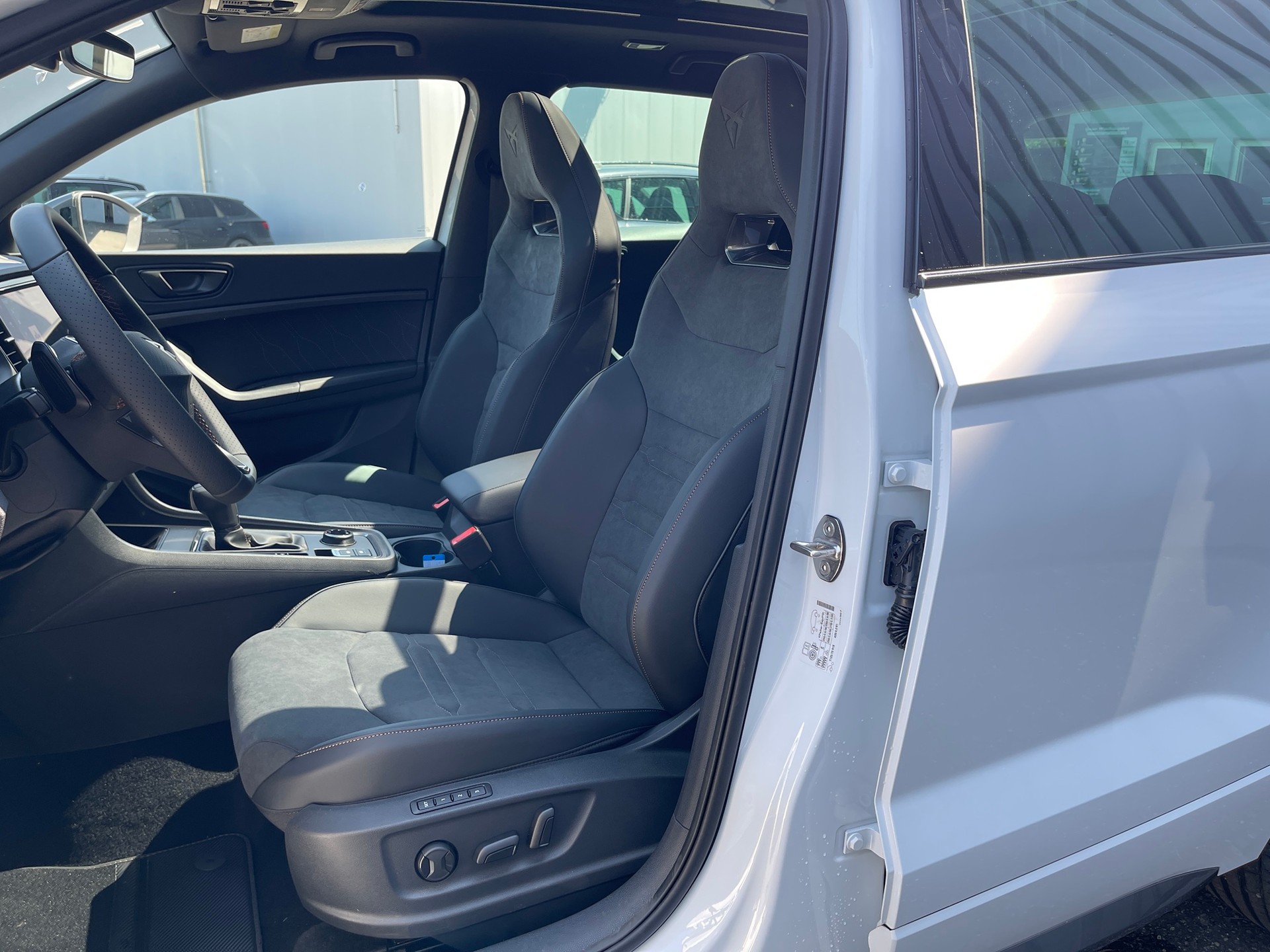 CUPRA Ateca 2.0TSI Inicio 4Drive DSG-image-6