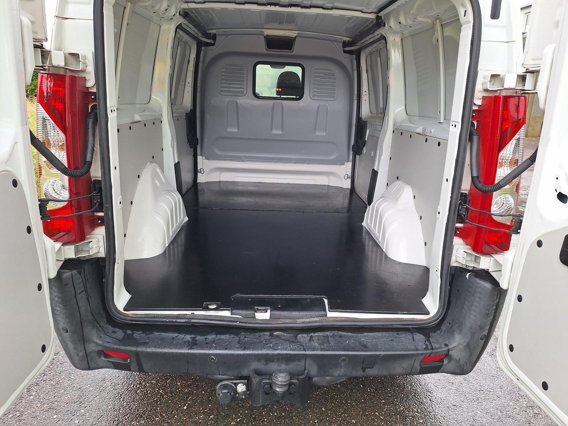 CITROEN Jumpy 2.0 HDi 12 L1H1-image-6