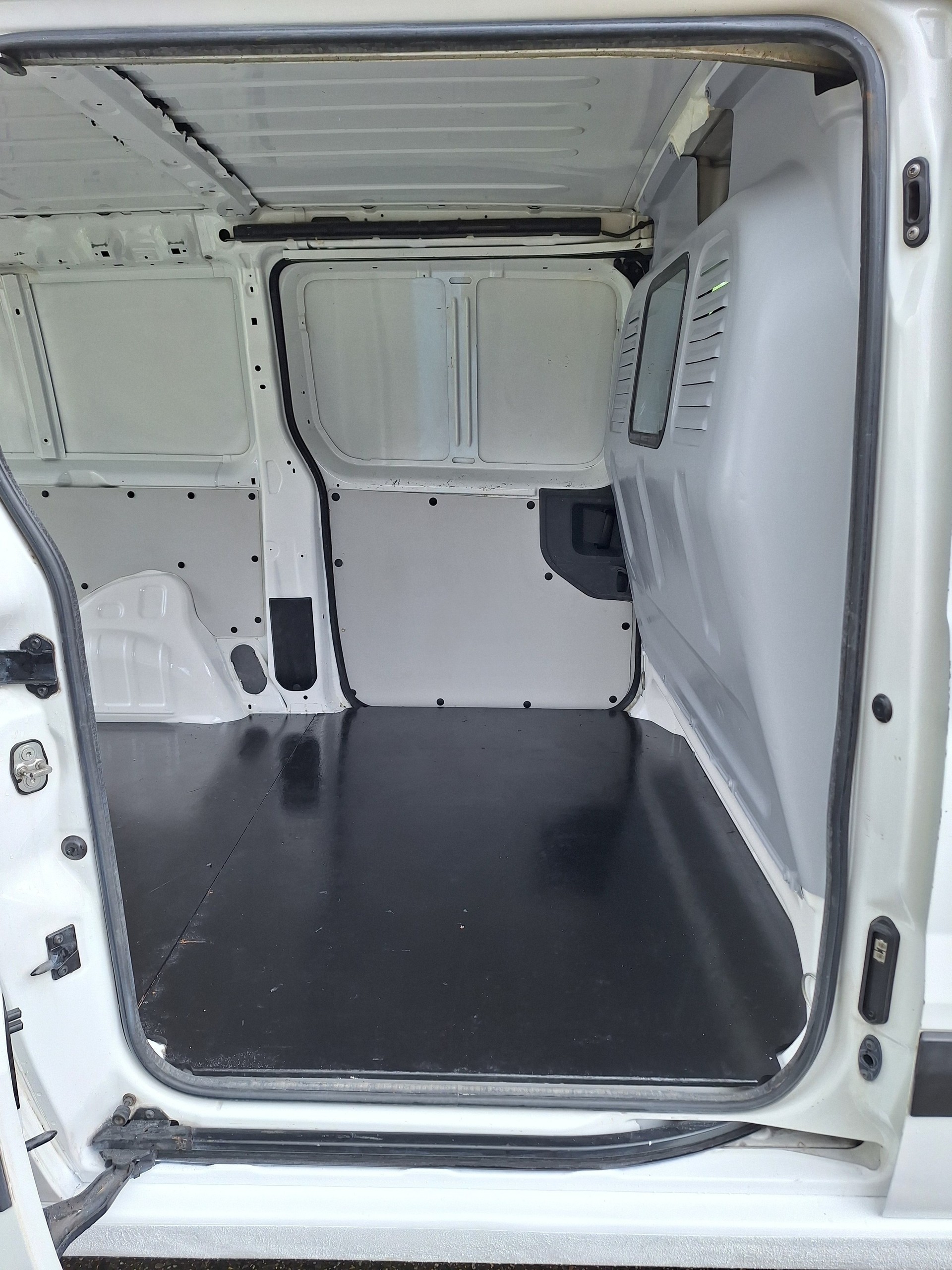 CITROEN Jumpy 2.0 HDi 12 L1H1-image-7