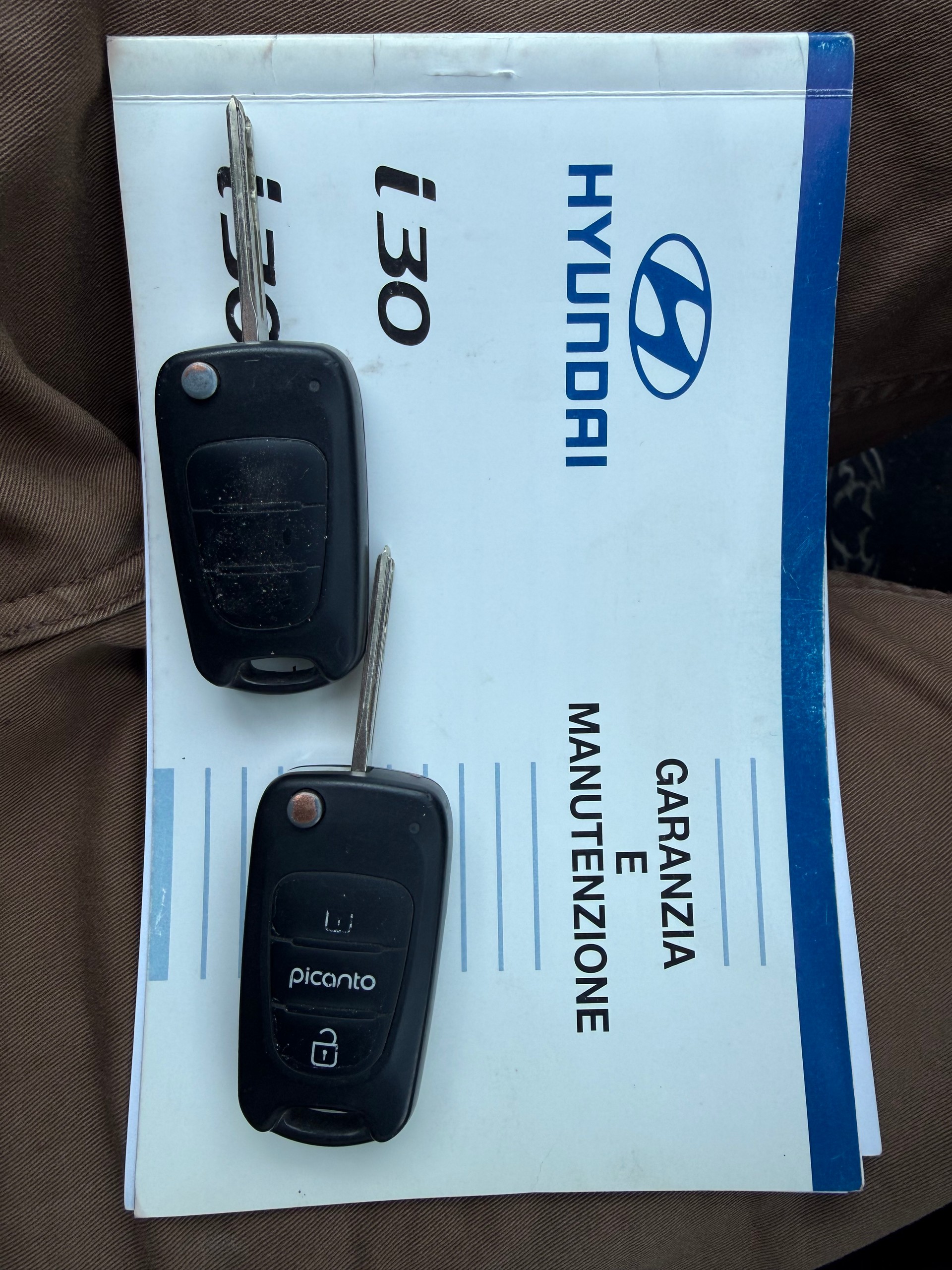 HYUNDAI i30 1.4 Comfort-image-15