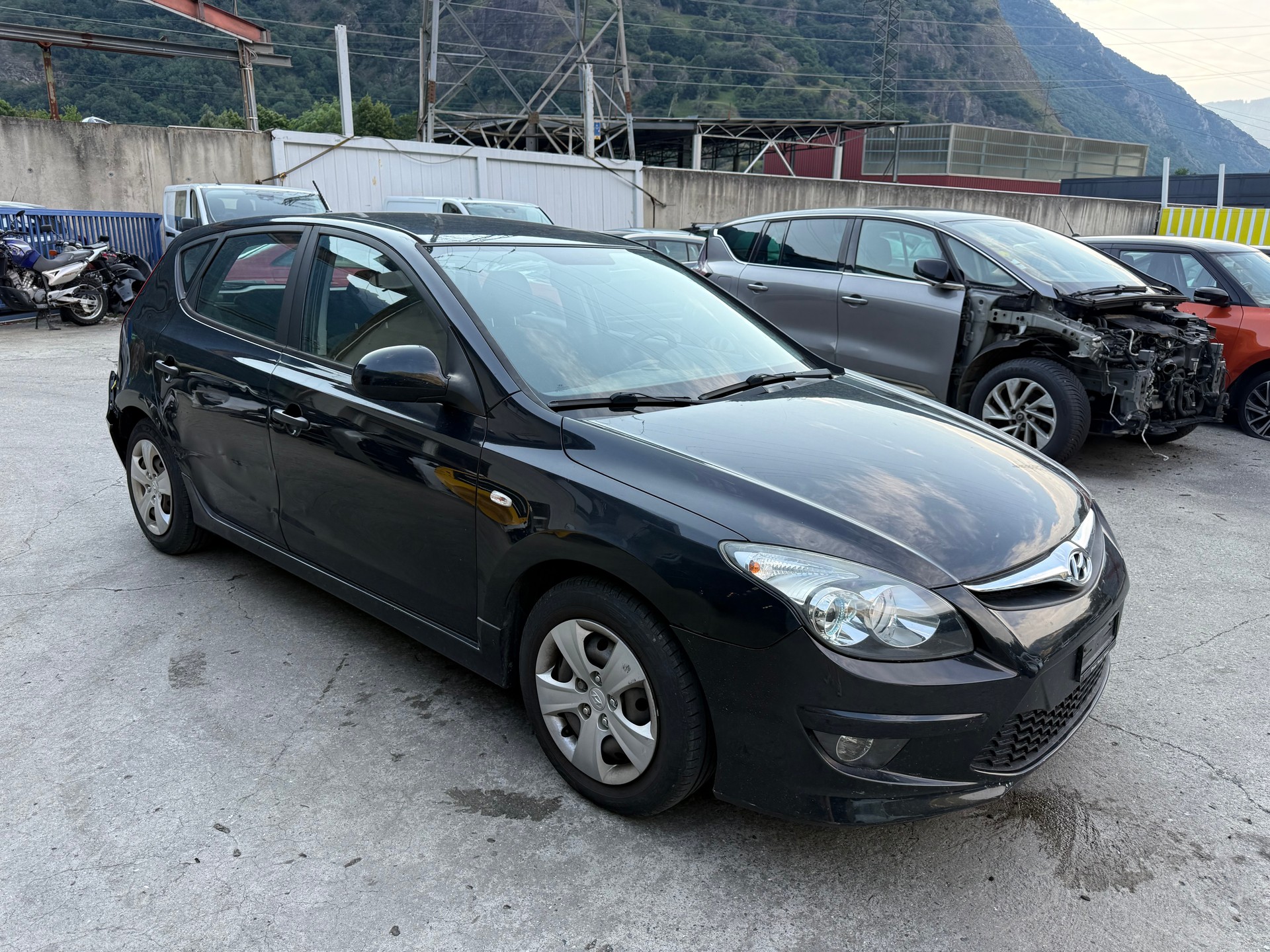 HYUNDAI i30 1.4 Comfort-image-3