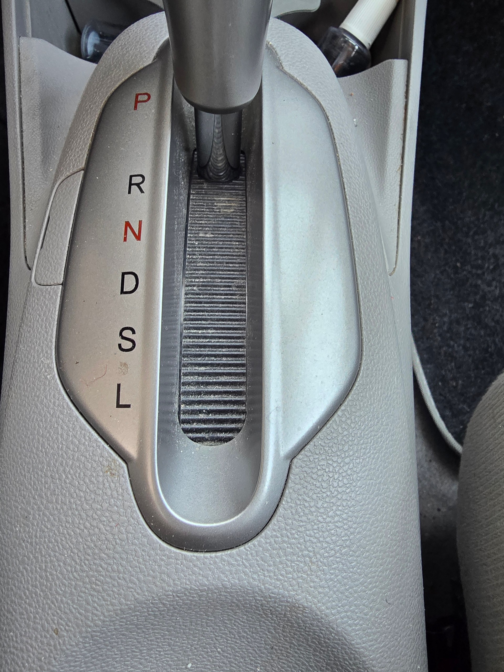 HONDA Insight 1.3i Hybrid Comfort CVT-image-15
