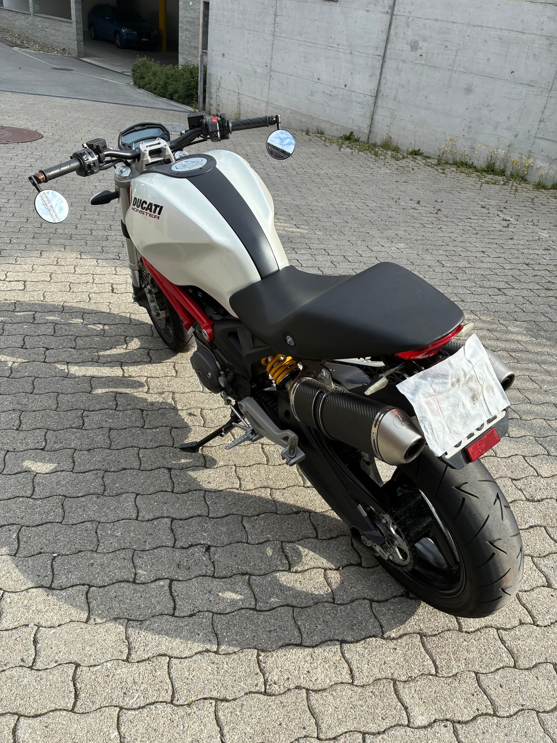 DUCATI Monster 696M-image-6