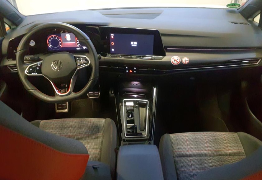 VW Golf 2.0 TSI GTI DSG-image-3
