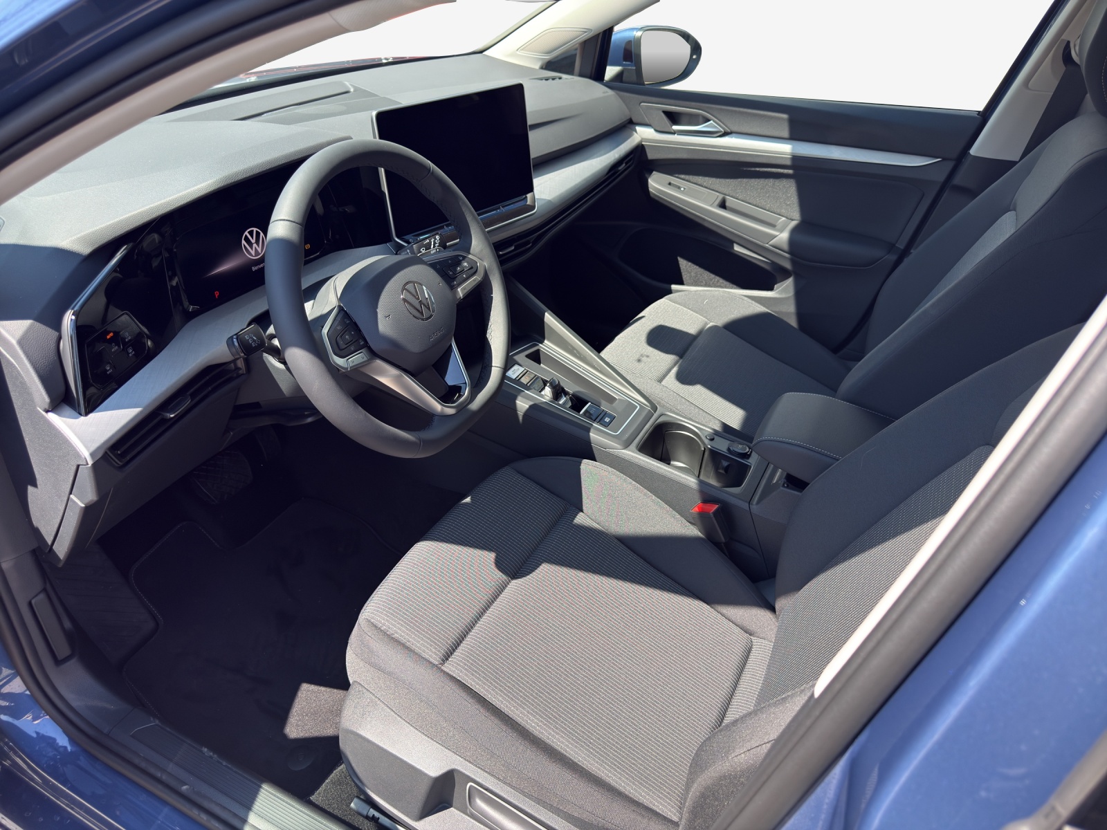 VW Golf 1.5 e TSI mHEV Value DSG-image-7
