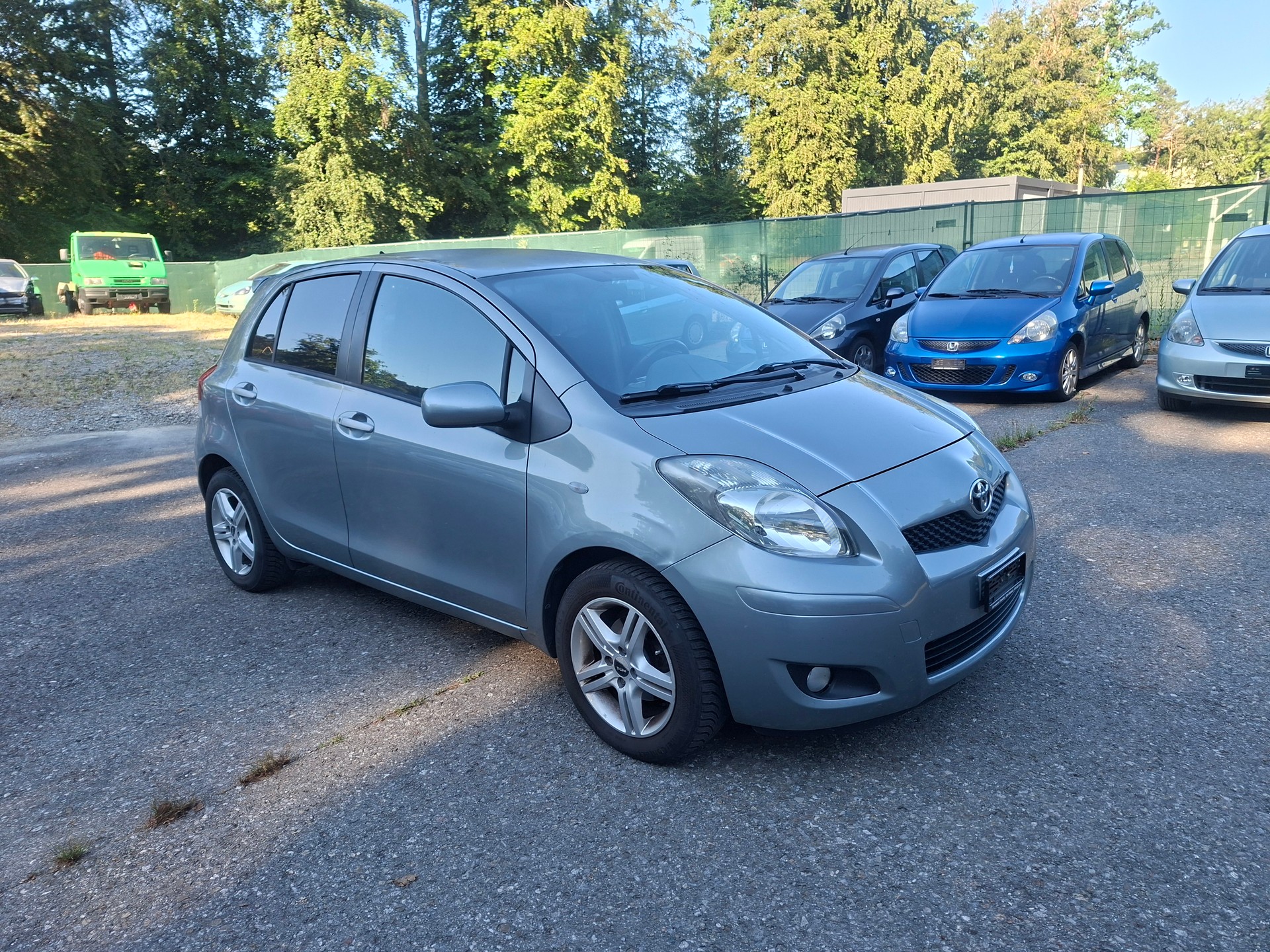TOYOTA Yaris 1.33 Linea Luna-image-1