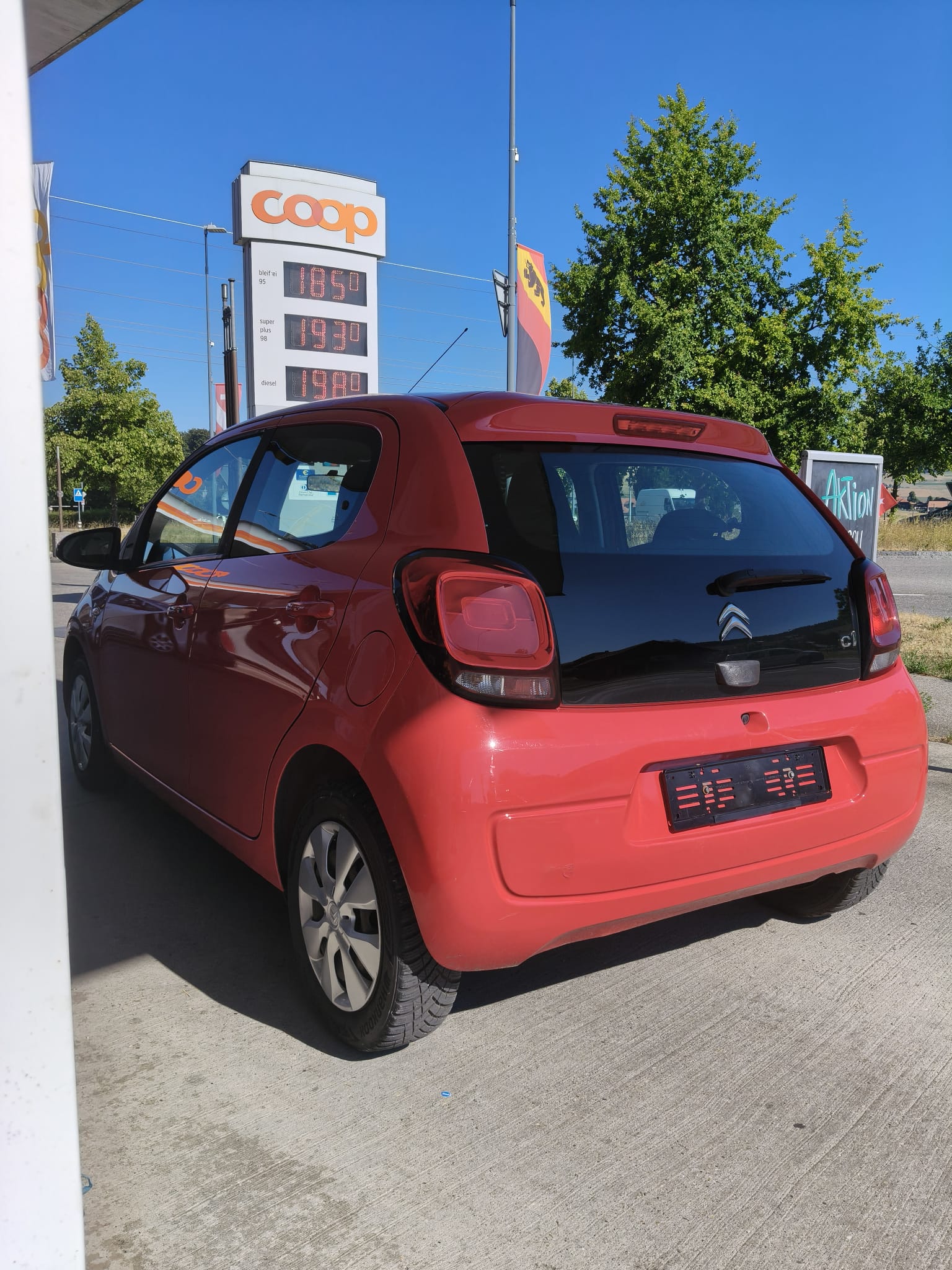 CITROEN C1 1.0 e-VTi Stop&Start Shine Edition-image-3