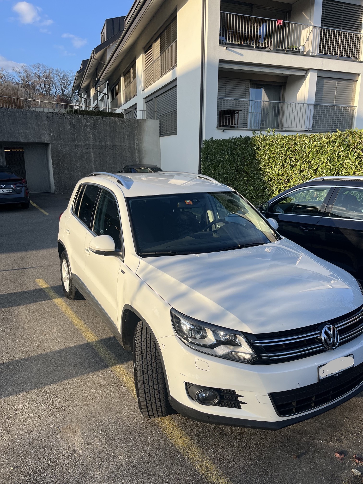 VW Tiguan 2.0 TDI BMT Lounge DSG-image-5