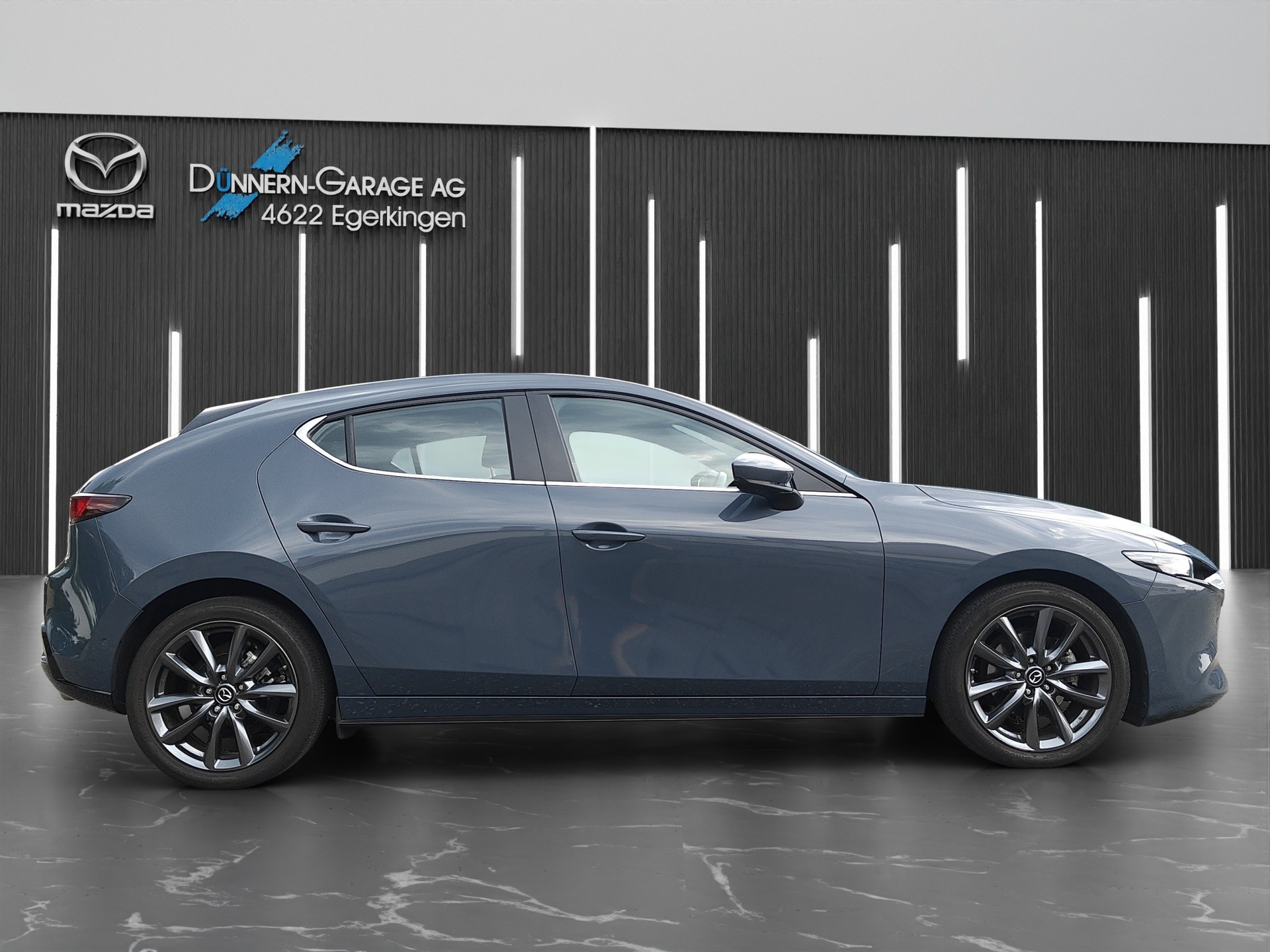 MAZDA 3 Hatchback SKYACTIV-G M Hybrid 122 Ambition-image-3