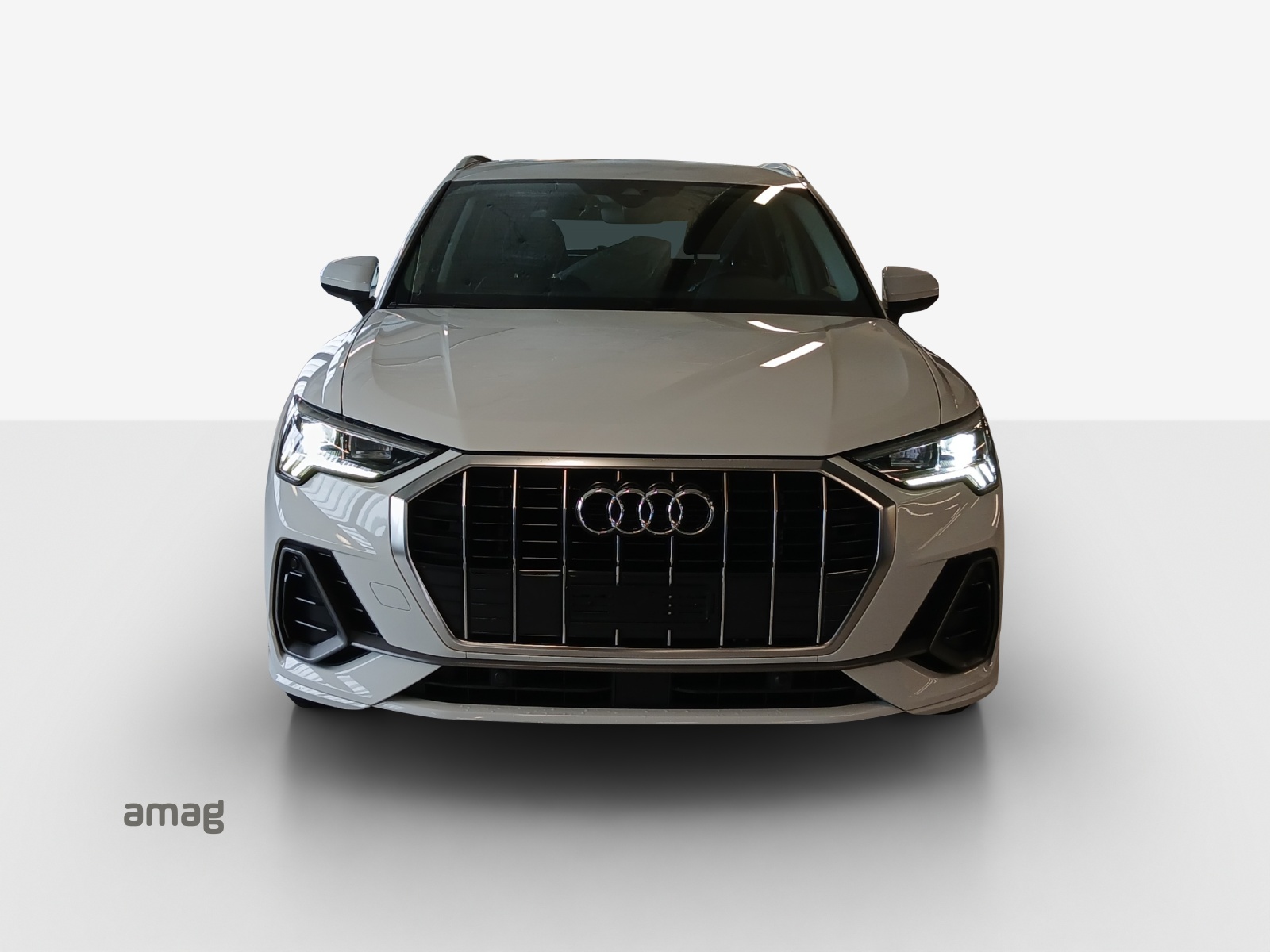 AUDI Q3 35 TFSI S line S-tronic-image-6