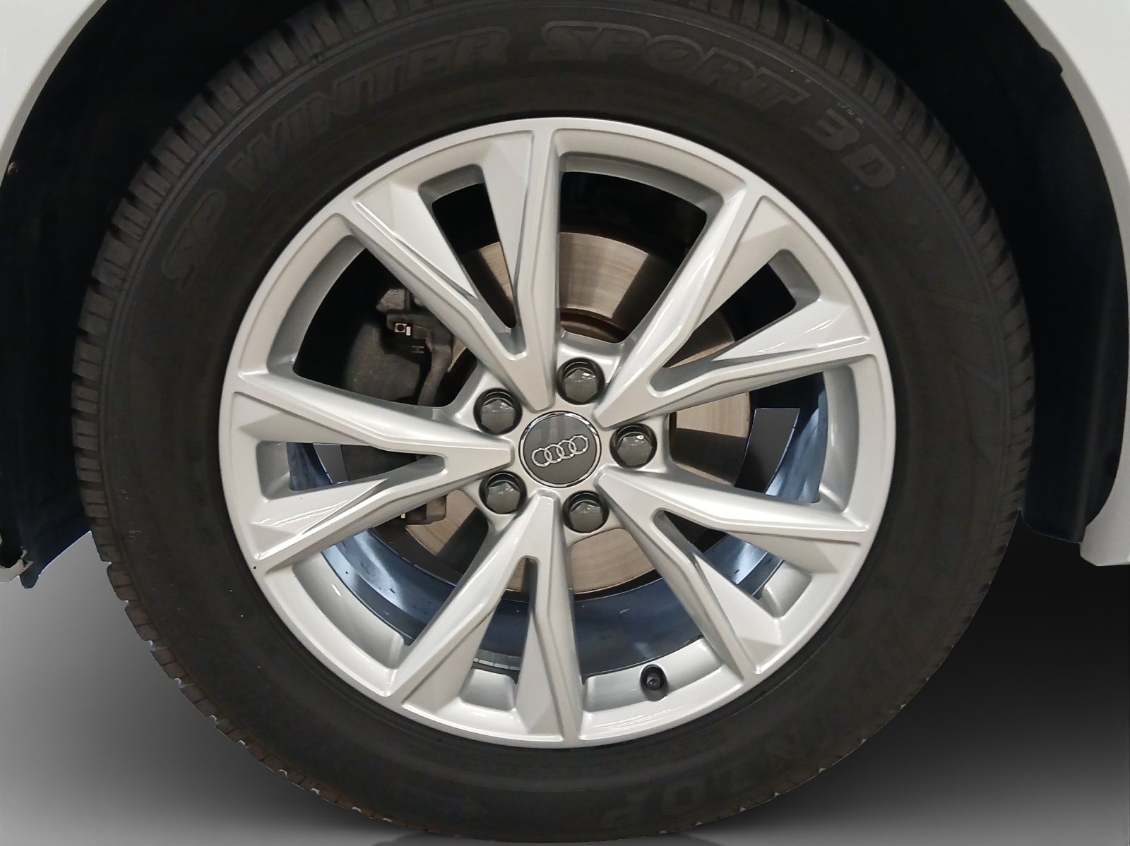 AUDI Q3 35 TFSI S line S-tronic-image-15