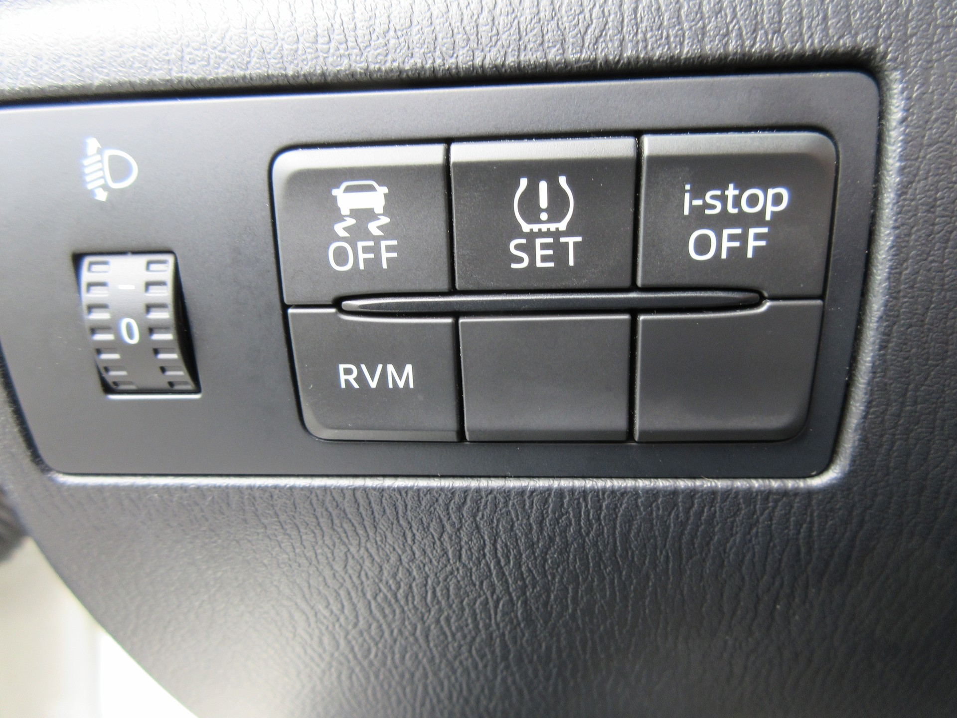 MAZDA 3 2.0 16V Ambition Plus-image-11