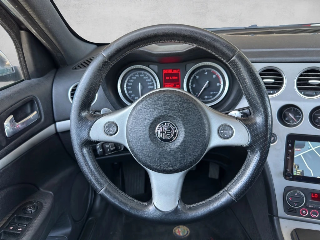 ALFA ROMEO 159 Sportwagon 2.4 JTD Distinctive Q-Tronic-image-15